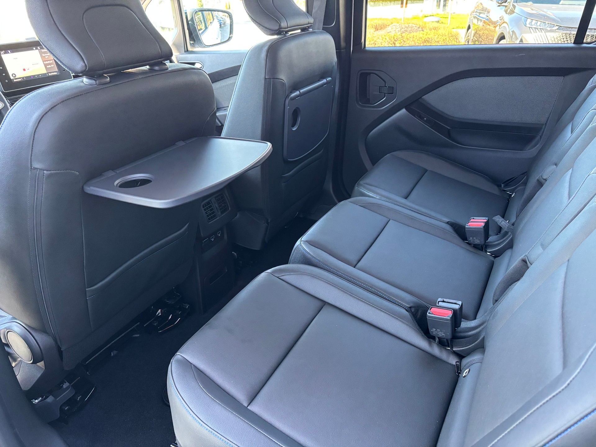 NISSAN Townstar Kombi L2 Tekna 7 Plätze DCT-image-9