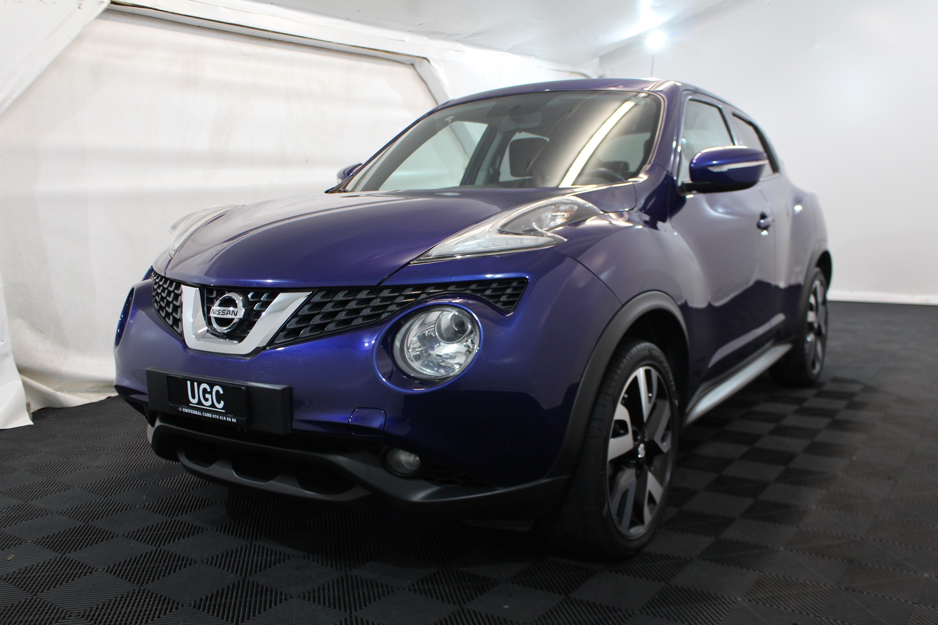 NISSAN Juke 1.6 DIG-T N-Connecta 4x4-showroom-element-2