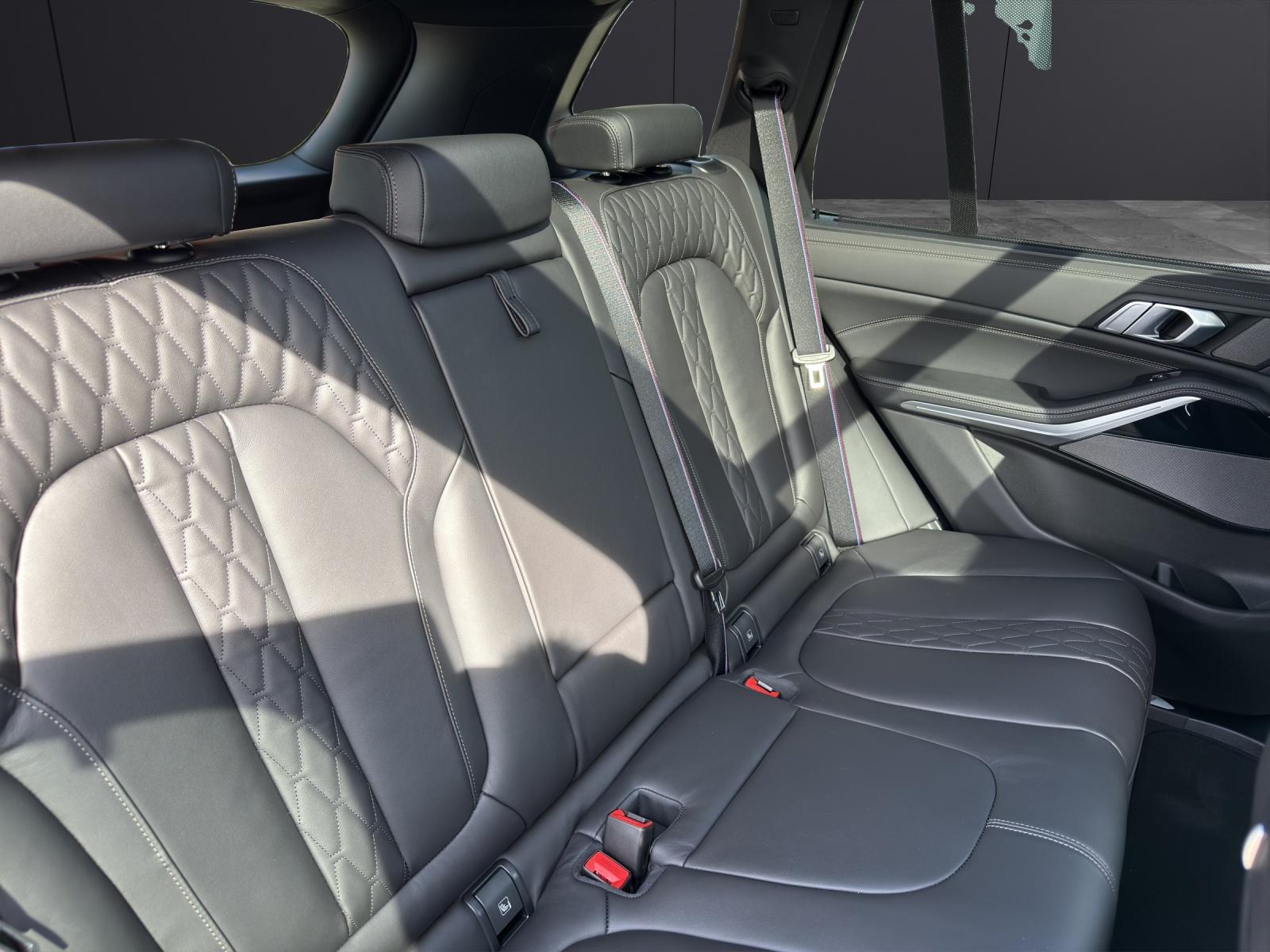 BMW X5 xDrive30d-image-9