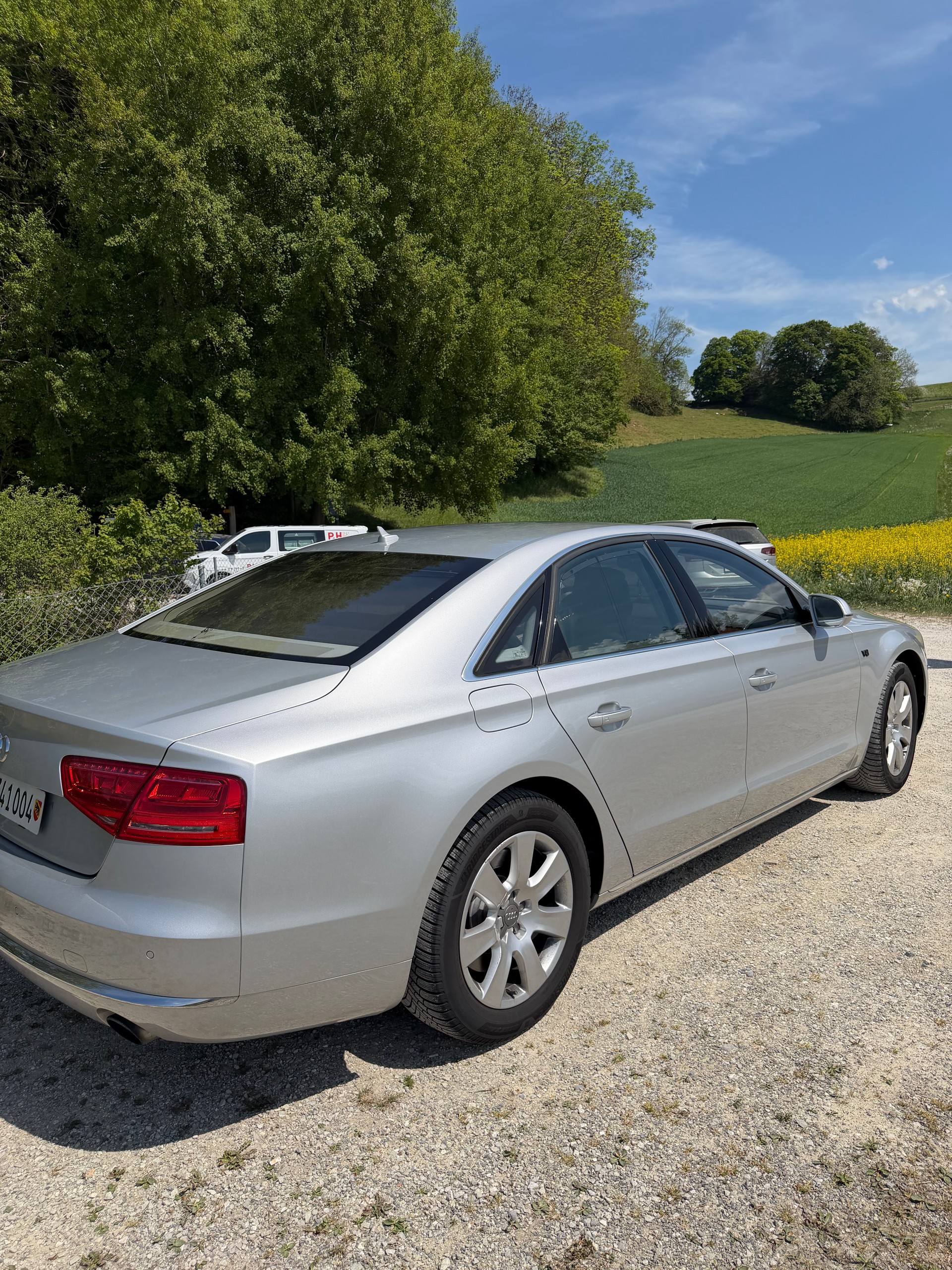 AUDI 4.2 V8 FSI quattro T-Tronic-image-3