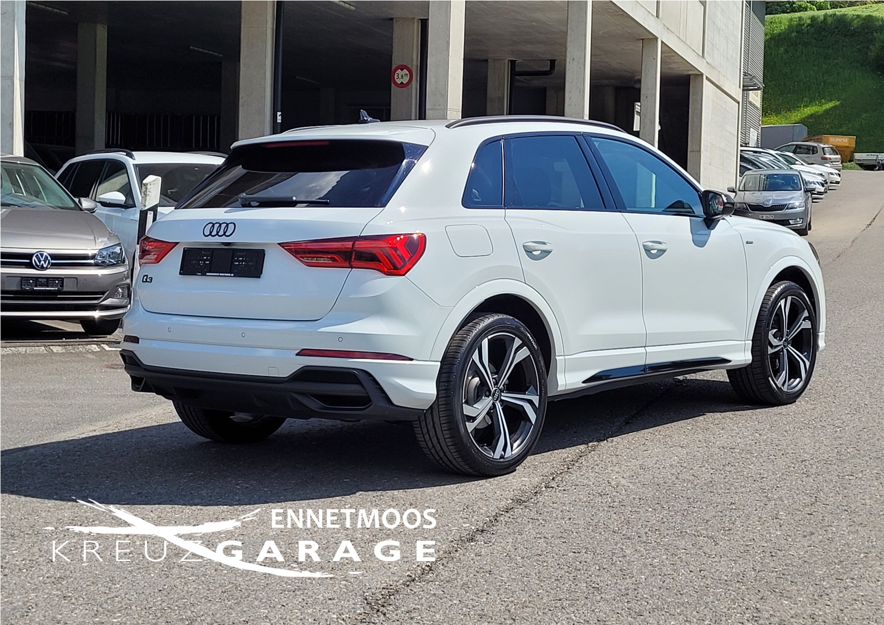 AUDI Q3 35 TFSI S line Attraction S-tronic *8-fach berieft + Panoramadach*-image-5