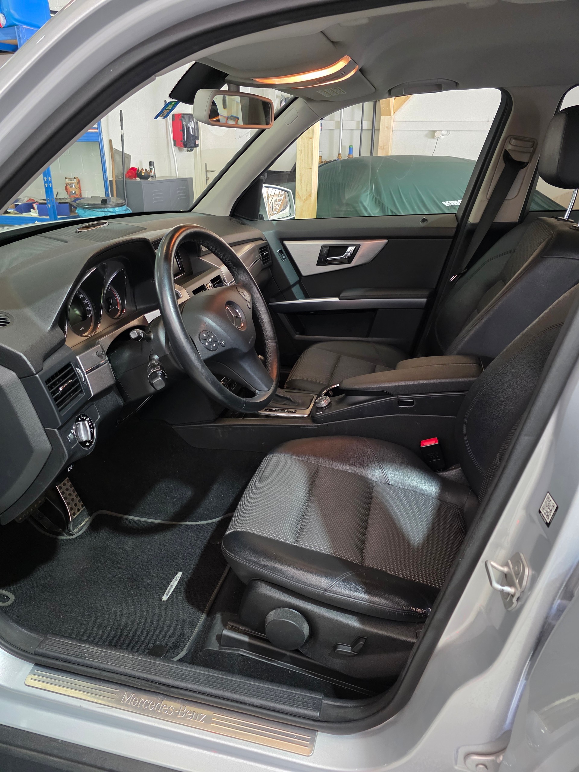 MERCEDES-BENZ GLK 220 CDI BlueEfficiency 4Matic 7G-Tronic-image-8