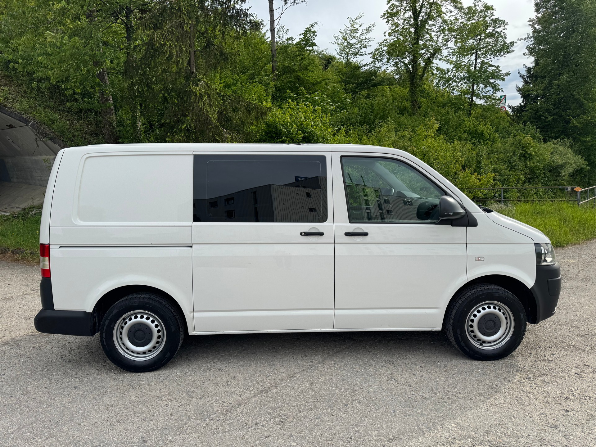 VW T5 Saranda Beach-image-20
