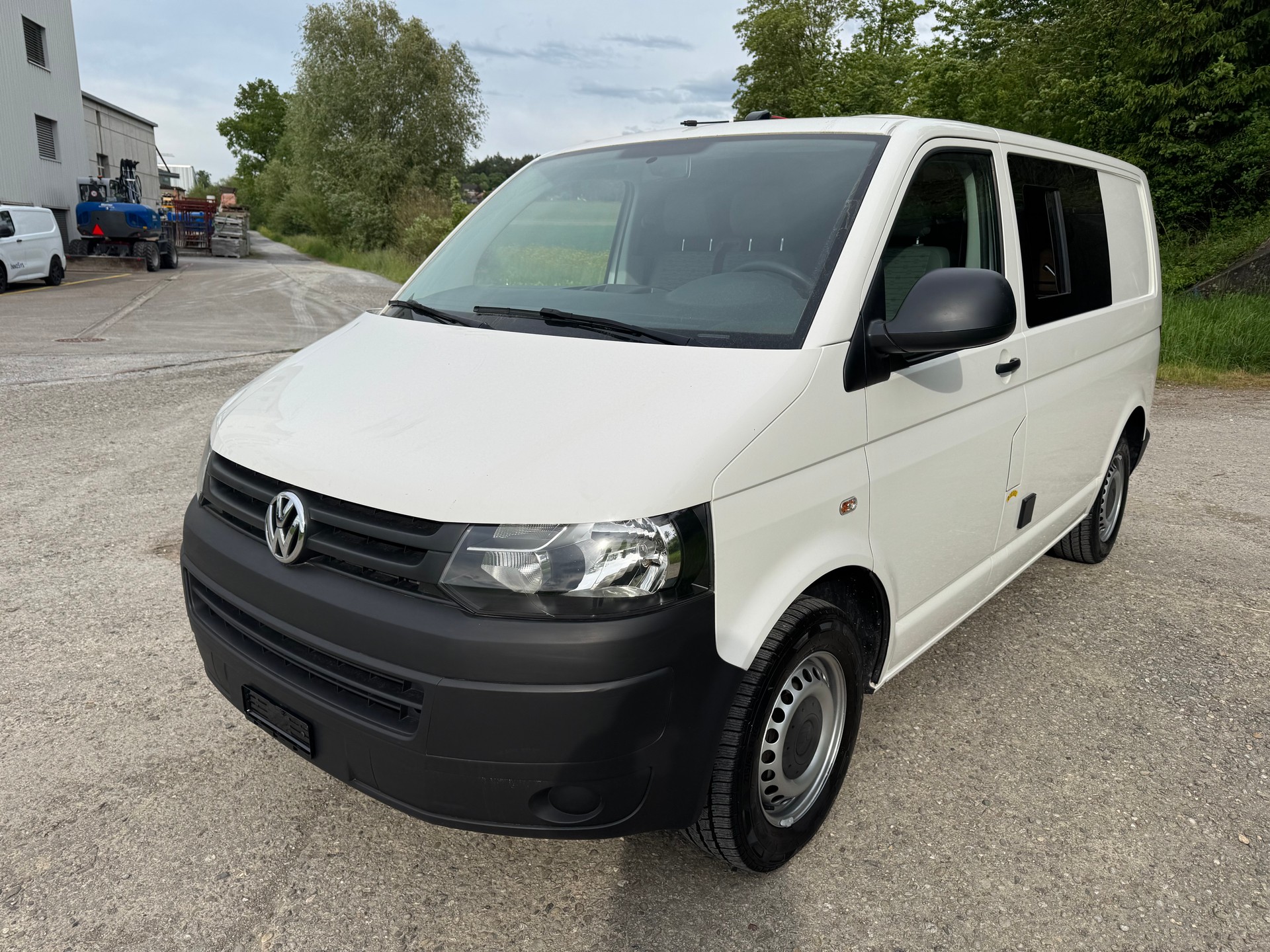 VW T5 Saranda Beach-image-22