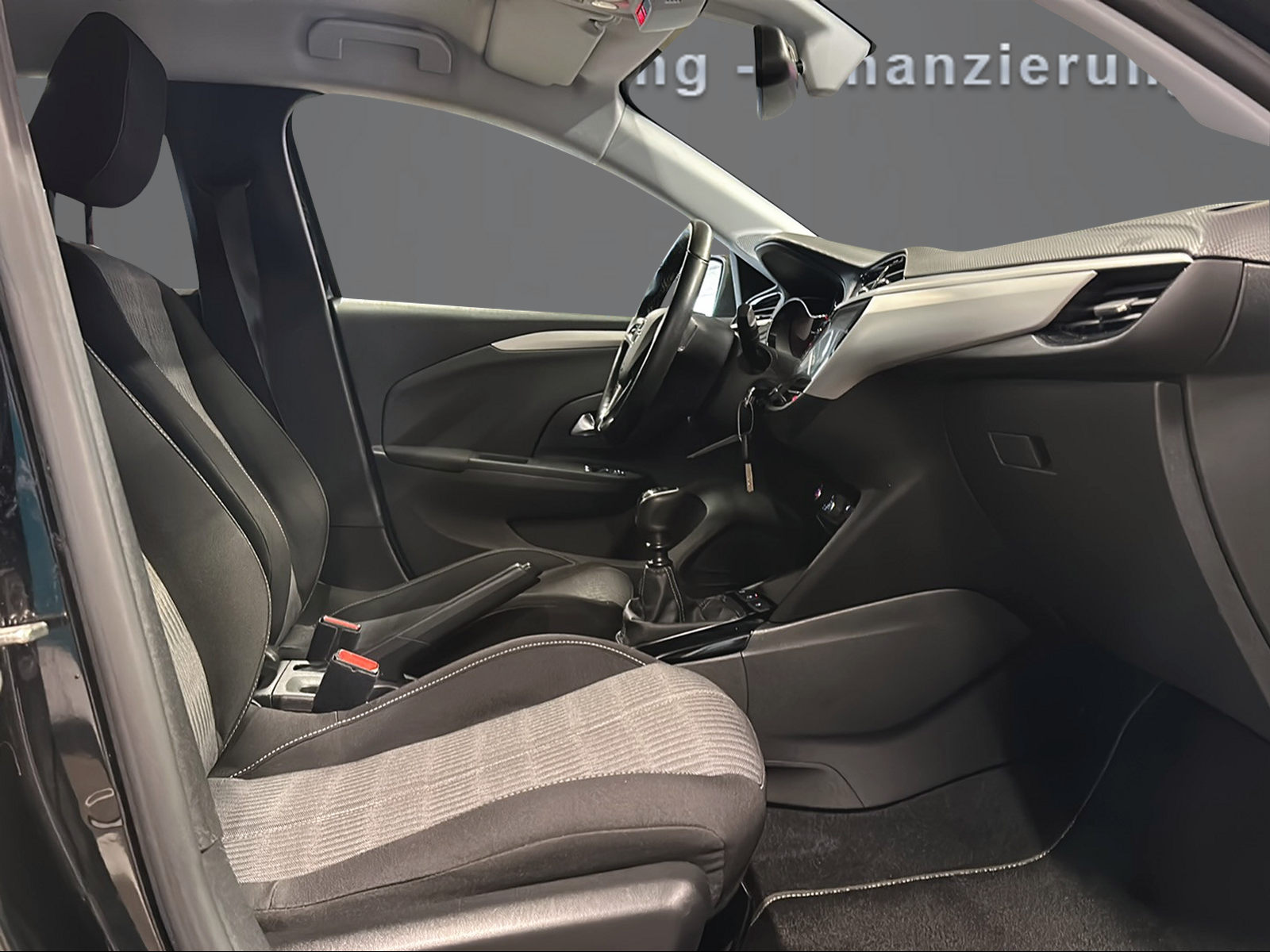 OPEL Corsa 1.2 TP Edition-image-9