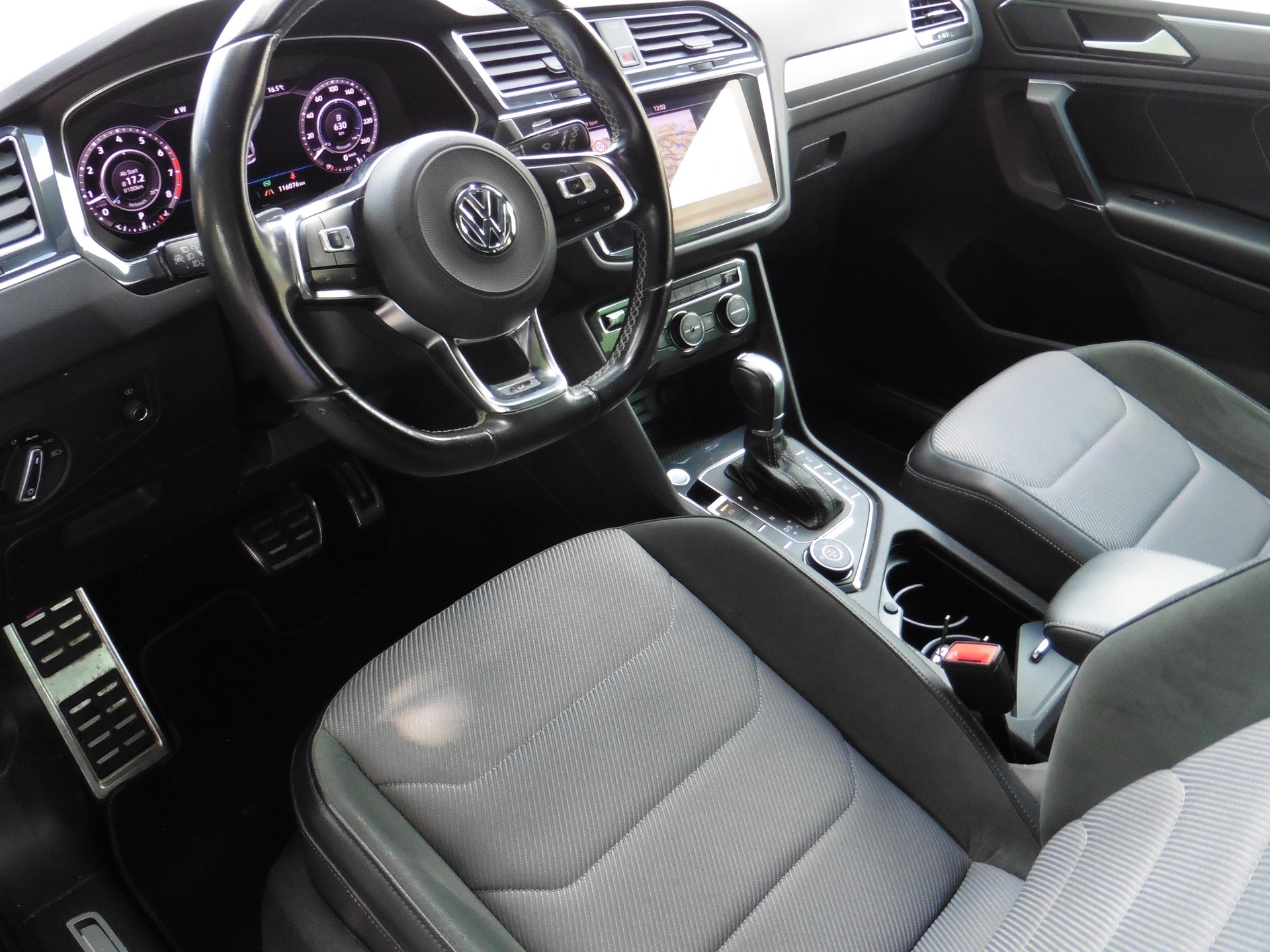 VW Tiguan 2.0TSI Highline 4Motion DSG-image-14