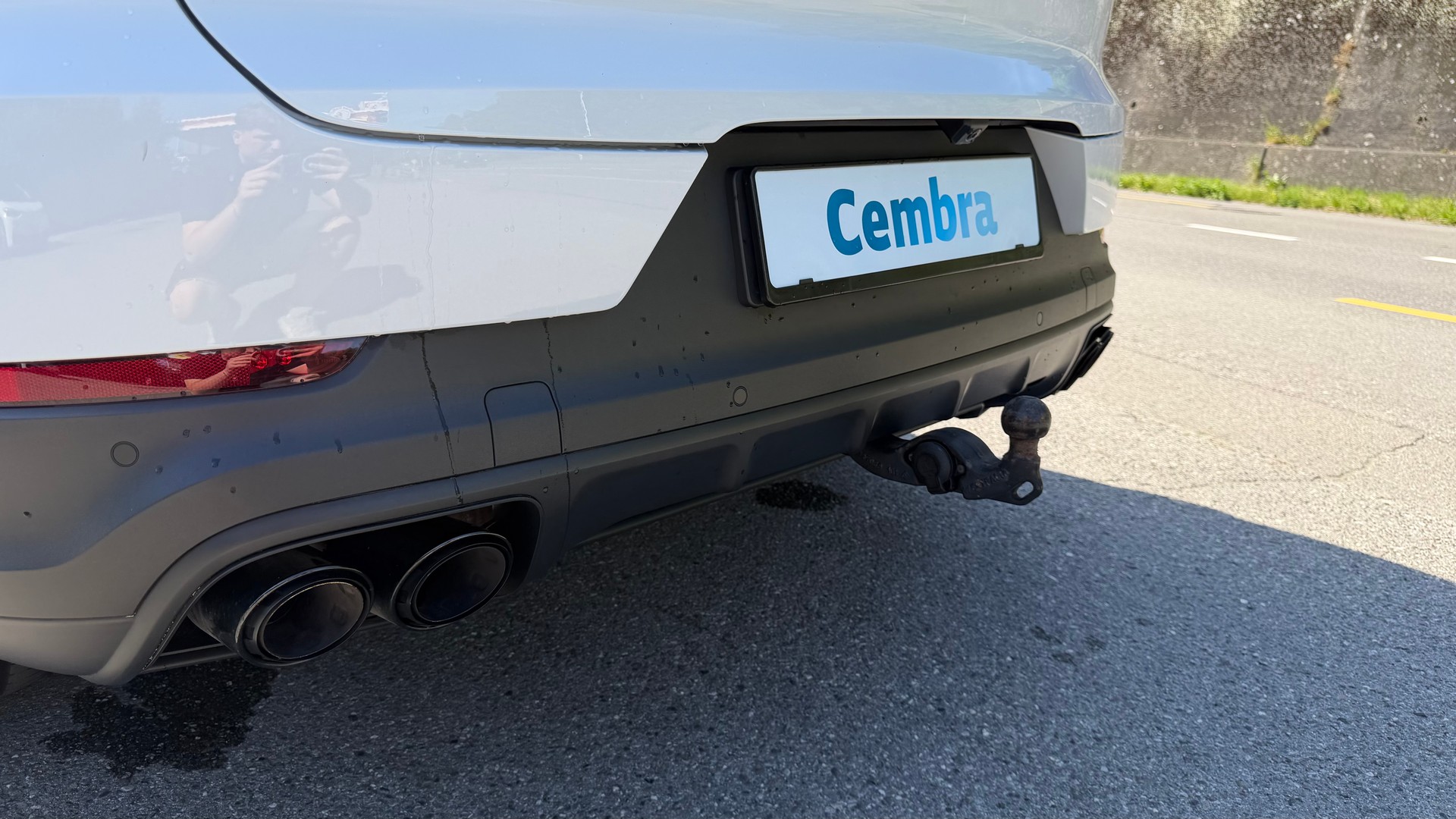 PORSCHE Cayenne Coupé E-Hybrid-image-4