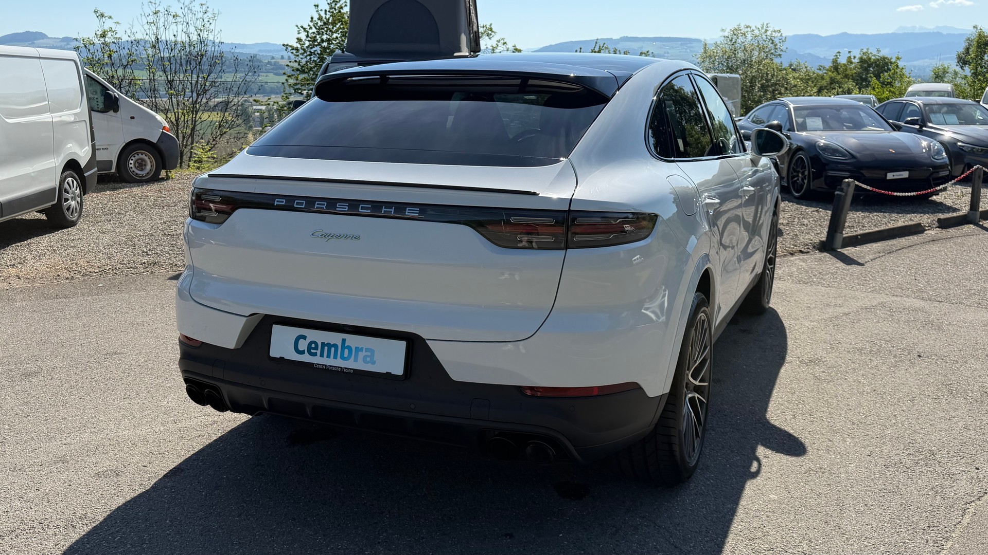 PORSCHE Cayenne Coupé E-Hybrid-image-6