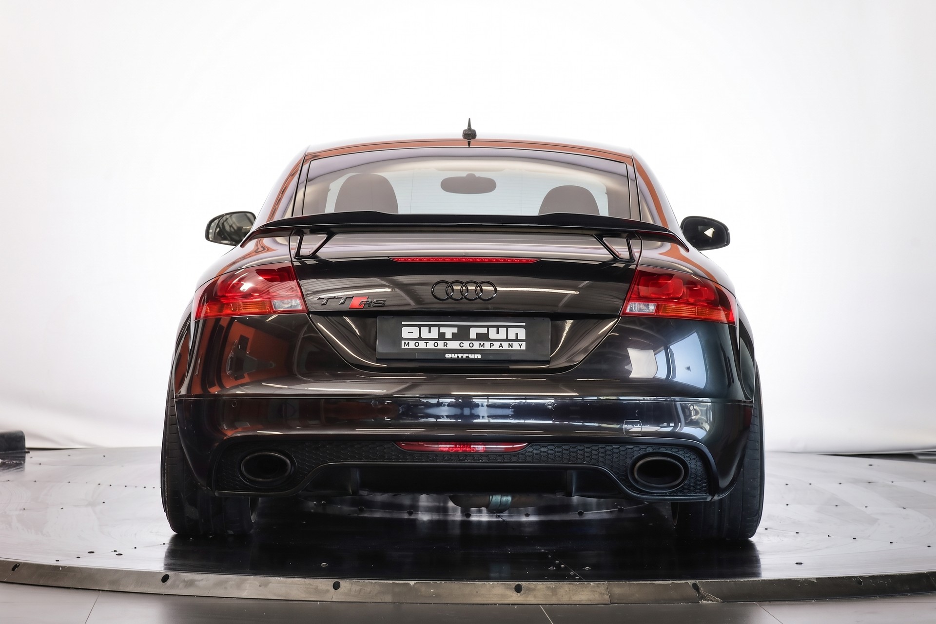 AUDI TT RS Coupé 2.5 TFSI quattro S-tronic-showroom-element-2