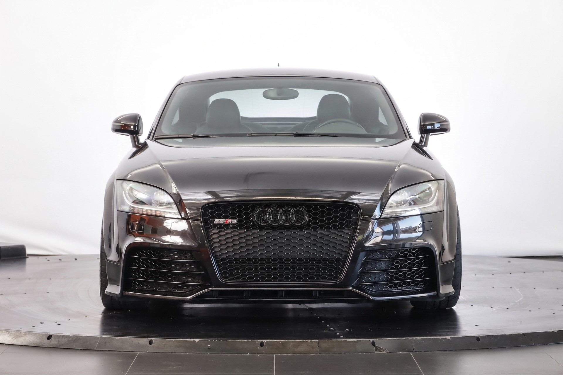 AUDI TT RS Coupé 2.5 TFSI quattro S-tronic-showroom-element-1