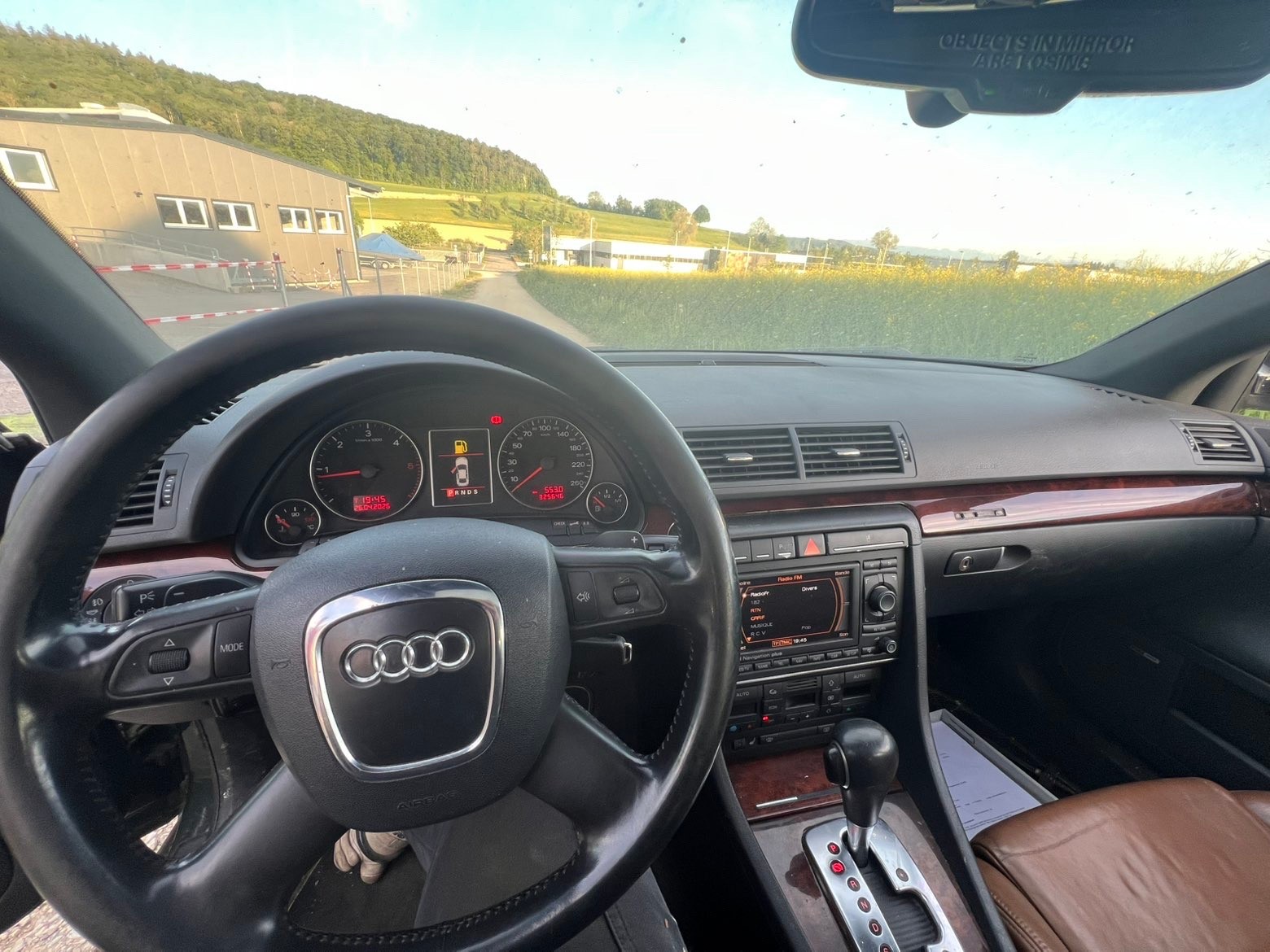 AUDI A4-image-9