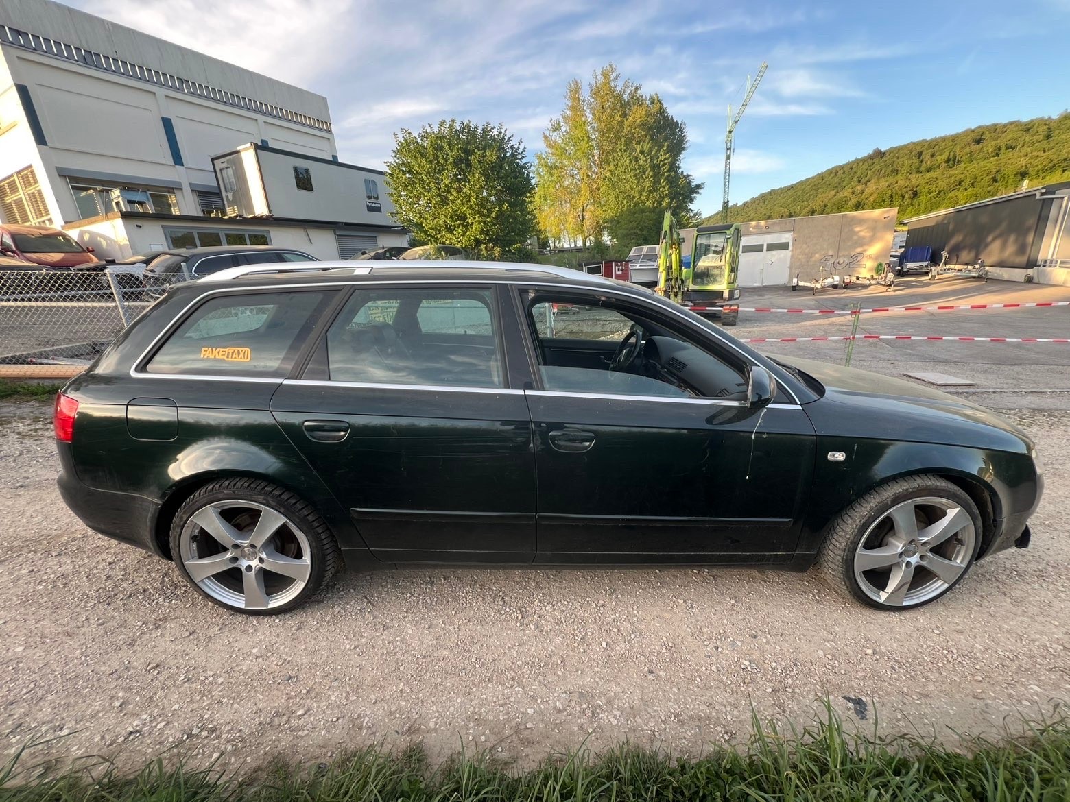 AUDI A4-image-4