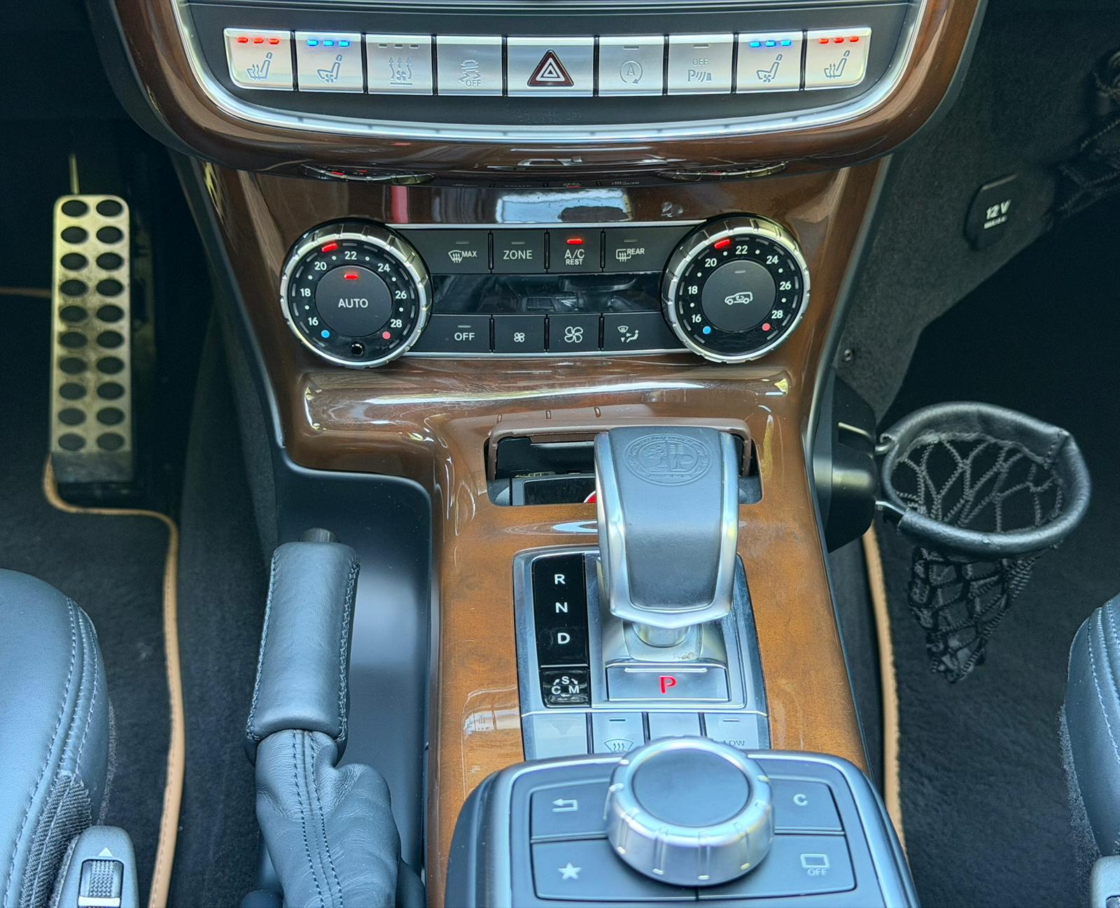 MERCEDES-BENZ G 63 AMG Speedshift Plus 7G-Tronic-image-28