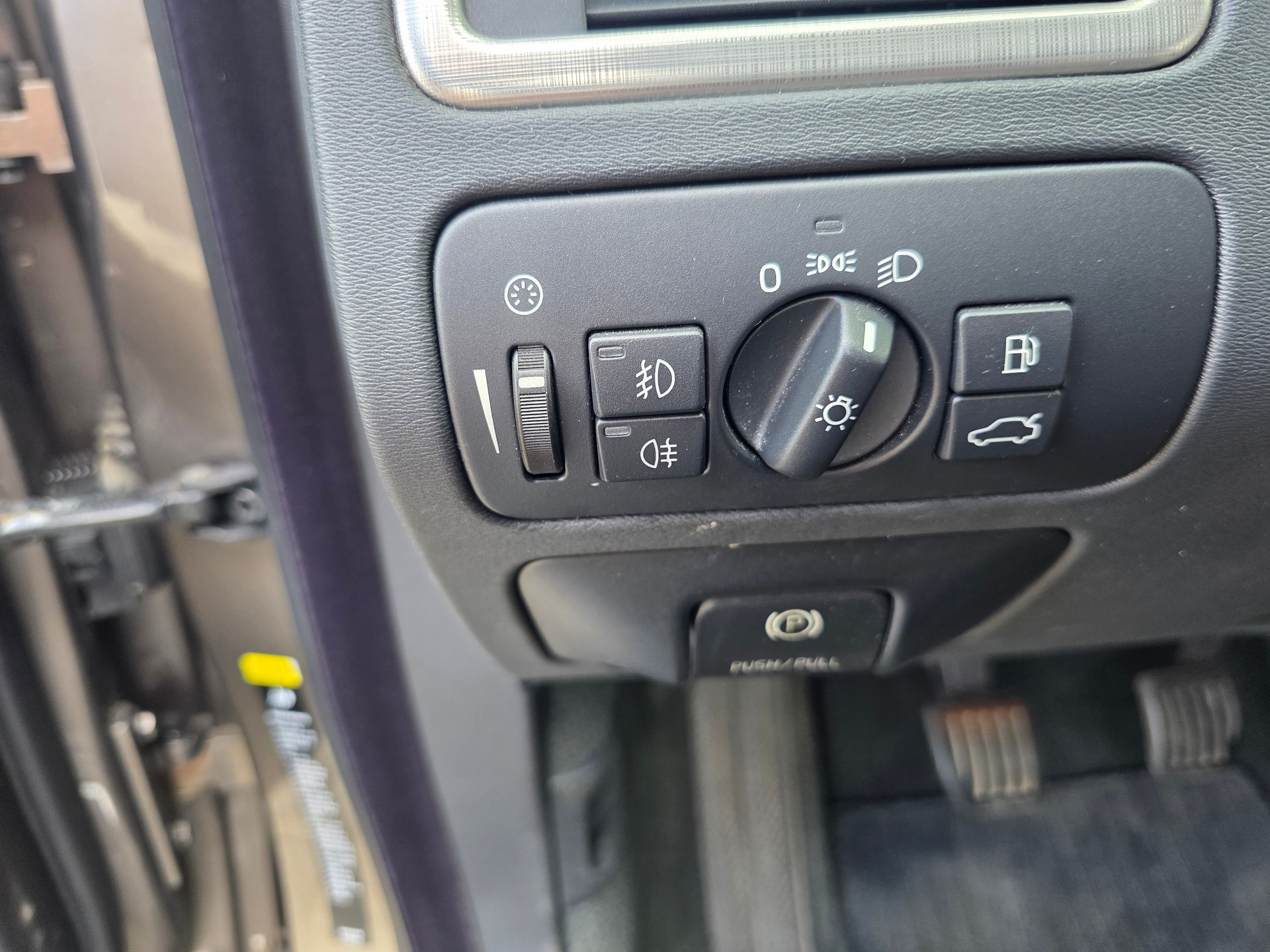 VOLVO V70 2.0 Kinetic-image-14