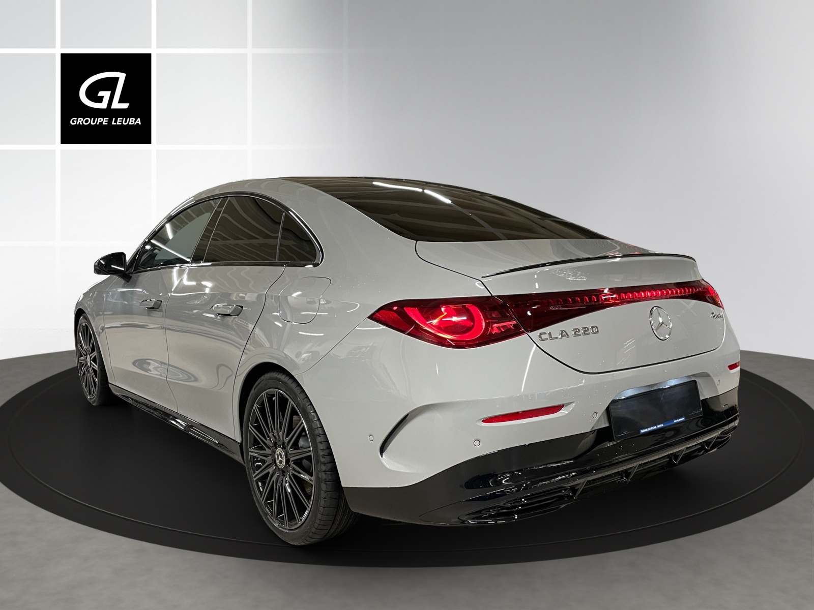 MERCEDES-BENZ CLA 220 8G-DCT 4Matic-showroom-element-3