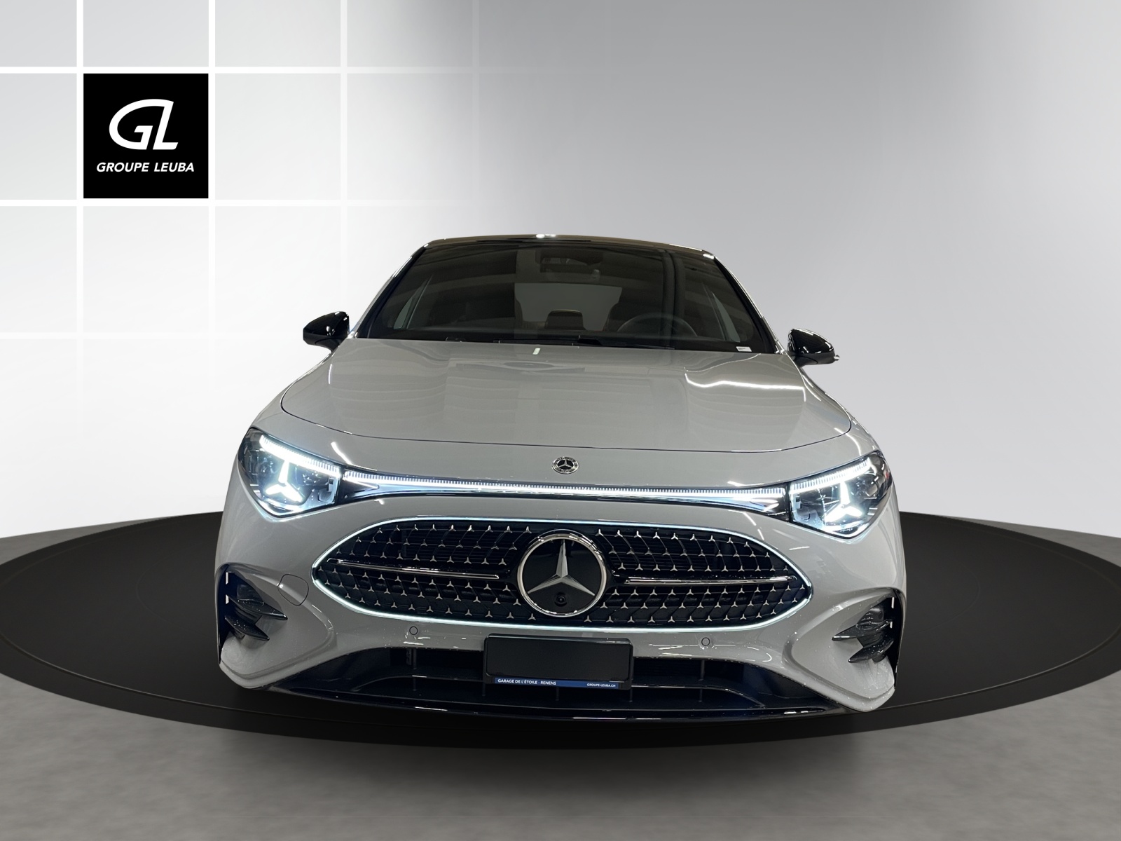 MERCEDES-BENZ CLA 220 8G-DCT 4Matic-showroom-element-1