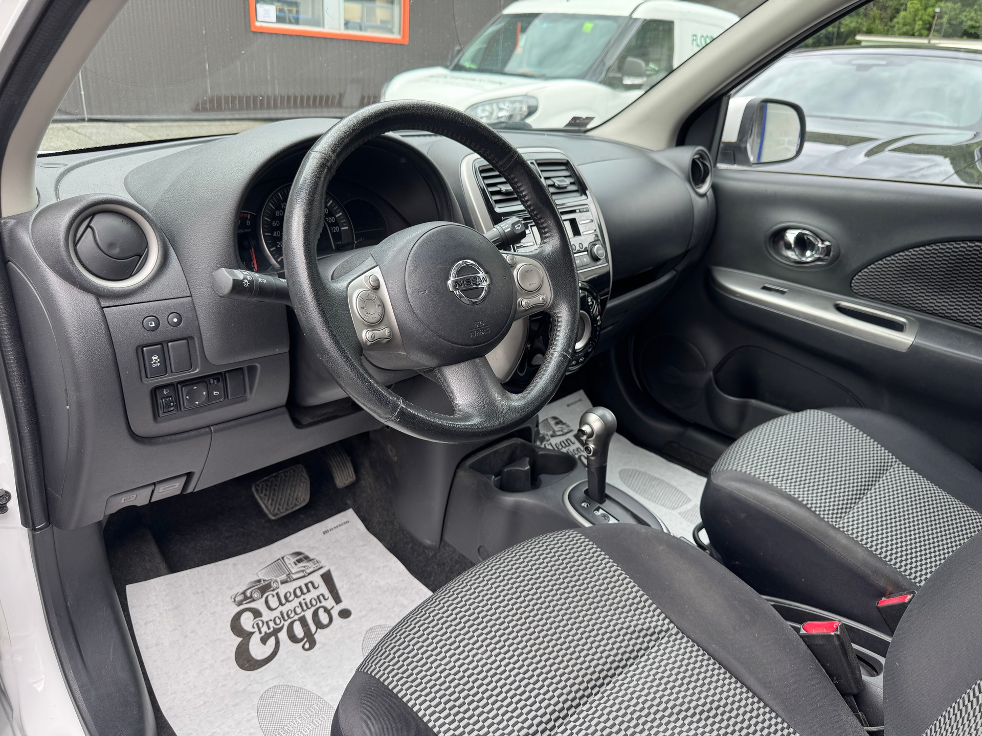 NISSAN Micra 1.2 acenta CVT-image-6