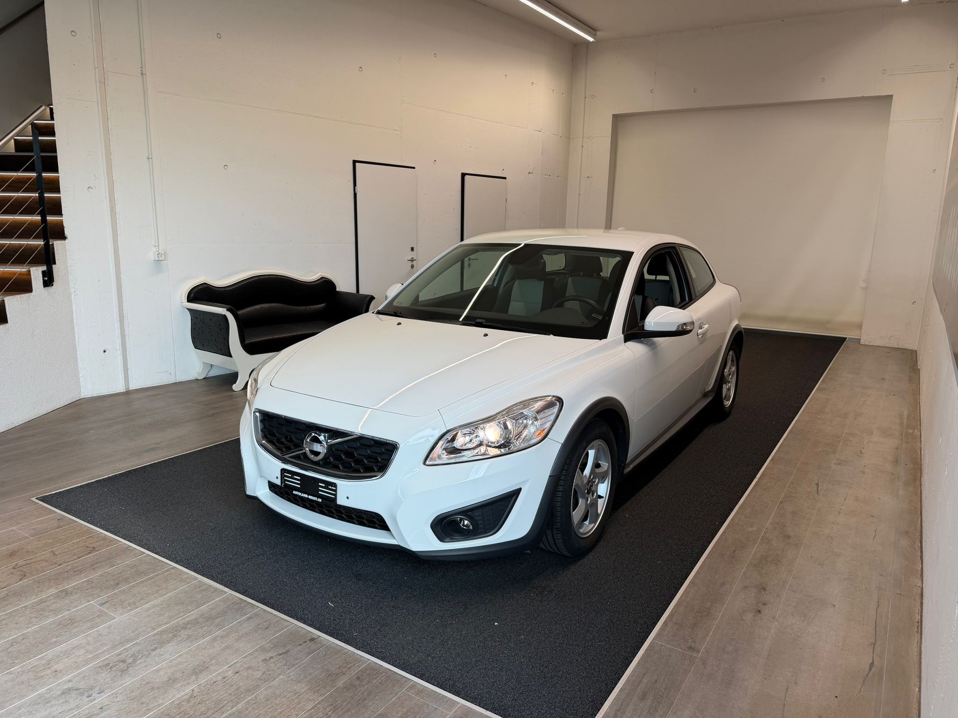 VOLVO C30 DRIVEe Start/Stop Momentum-showroom-element-2