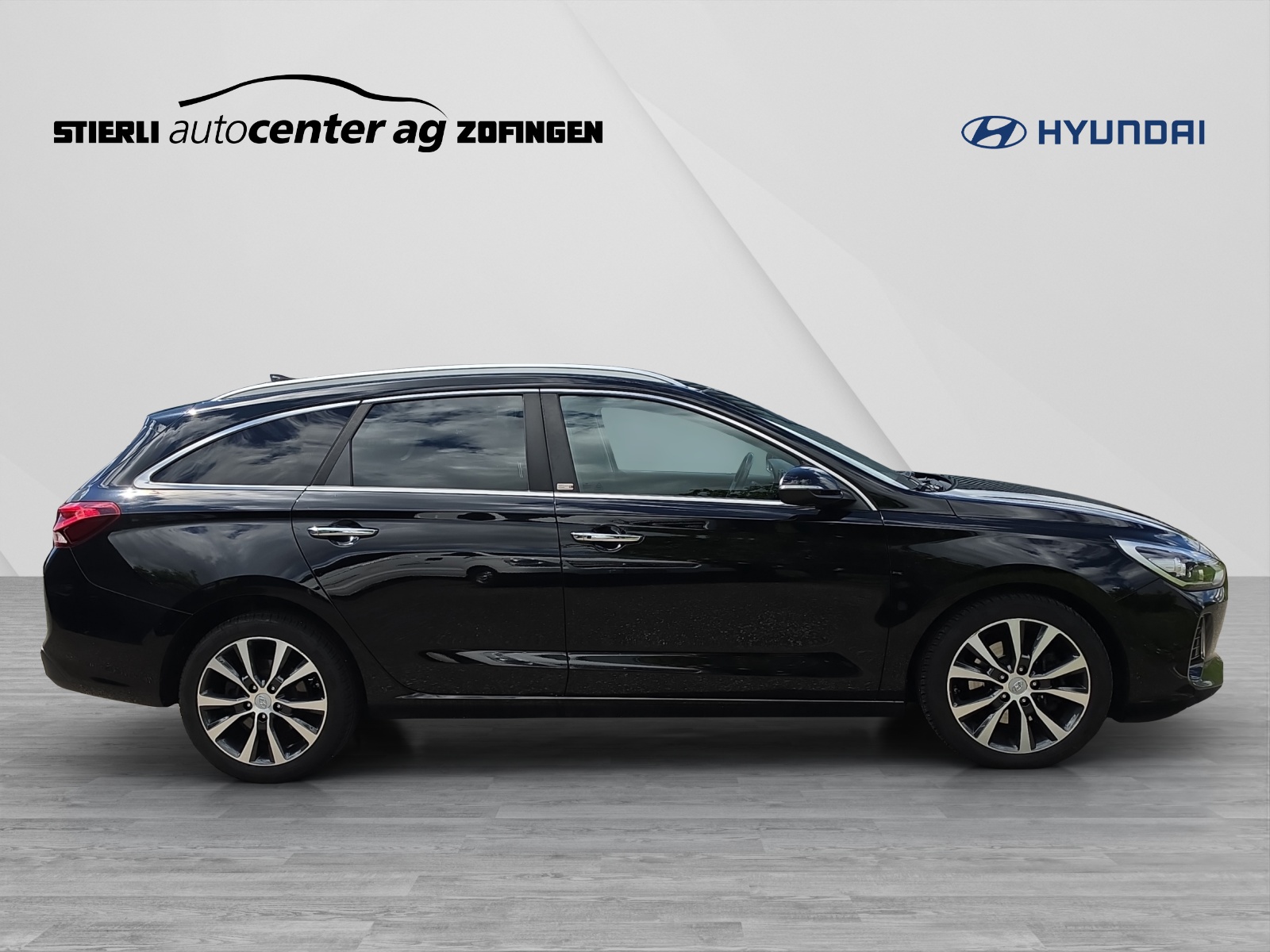 HYUNDAI i30 Wagon 1.6 CRDi Vertex-showroom-element-3