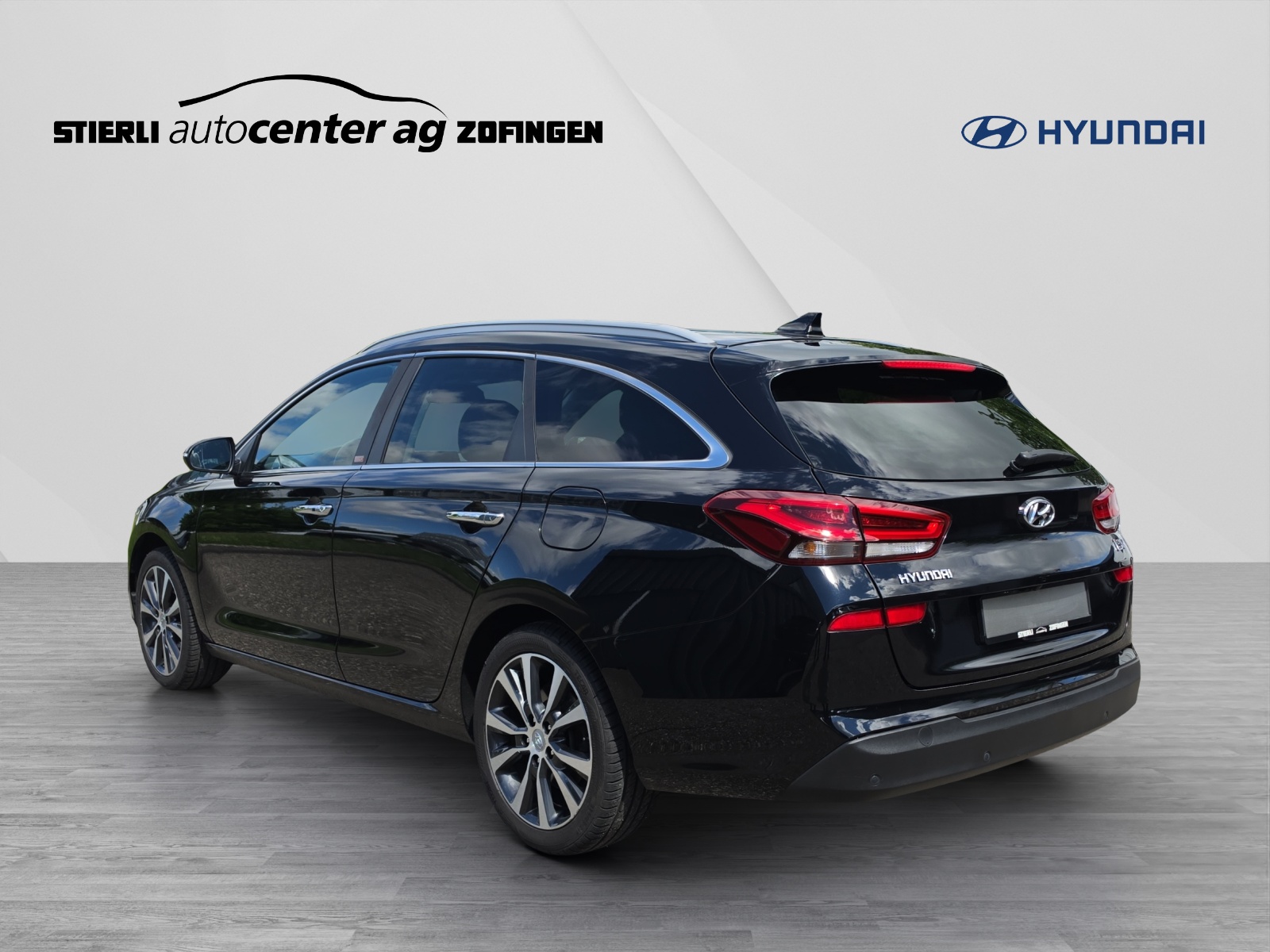 HYUNDAI i30 Wagon 1.6 CRDi Vertex-image-6