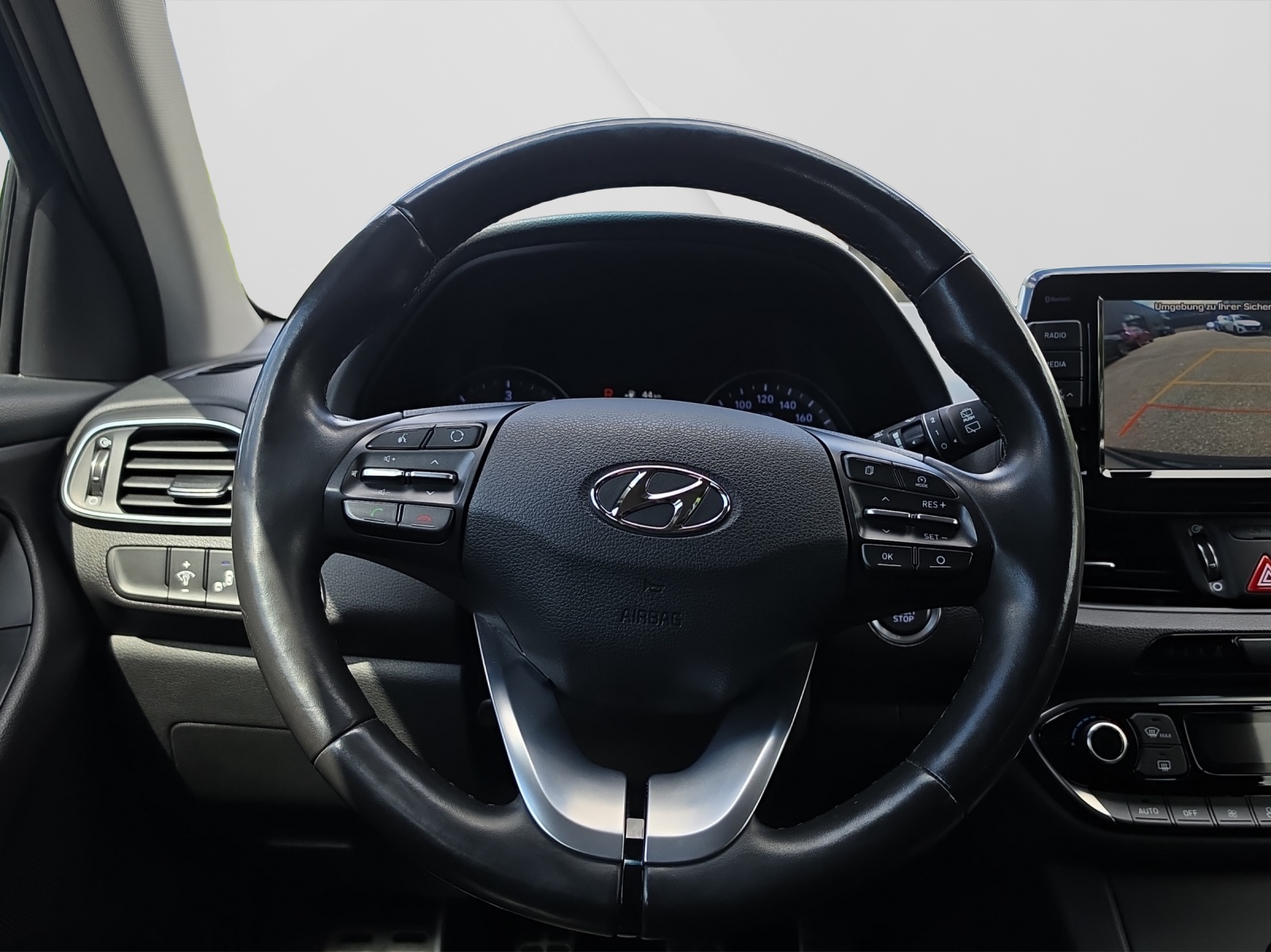 HYUNDAI i30 Wagon 1.6 CRDi Vertex-image-11