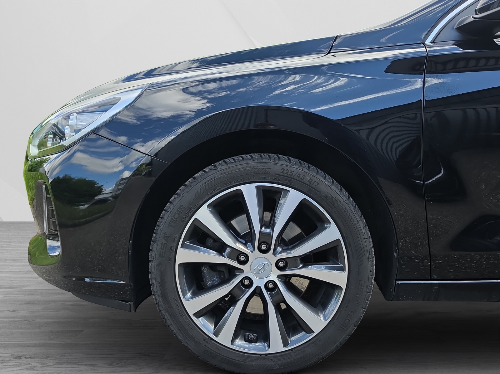 HYUNDAI i30 Wagon 1.6 CRDi Vertex-image-8