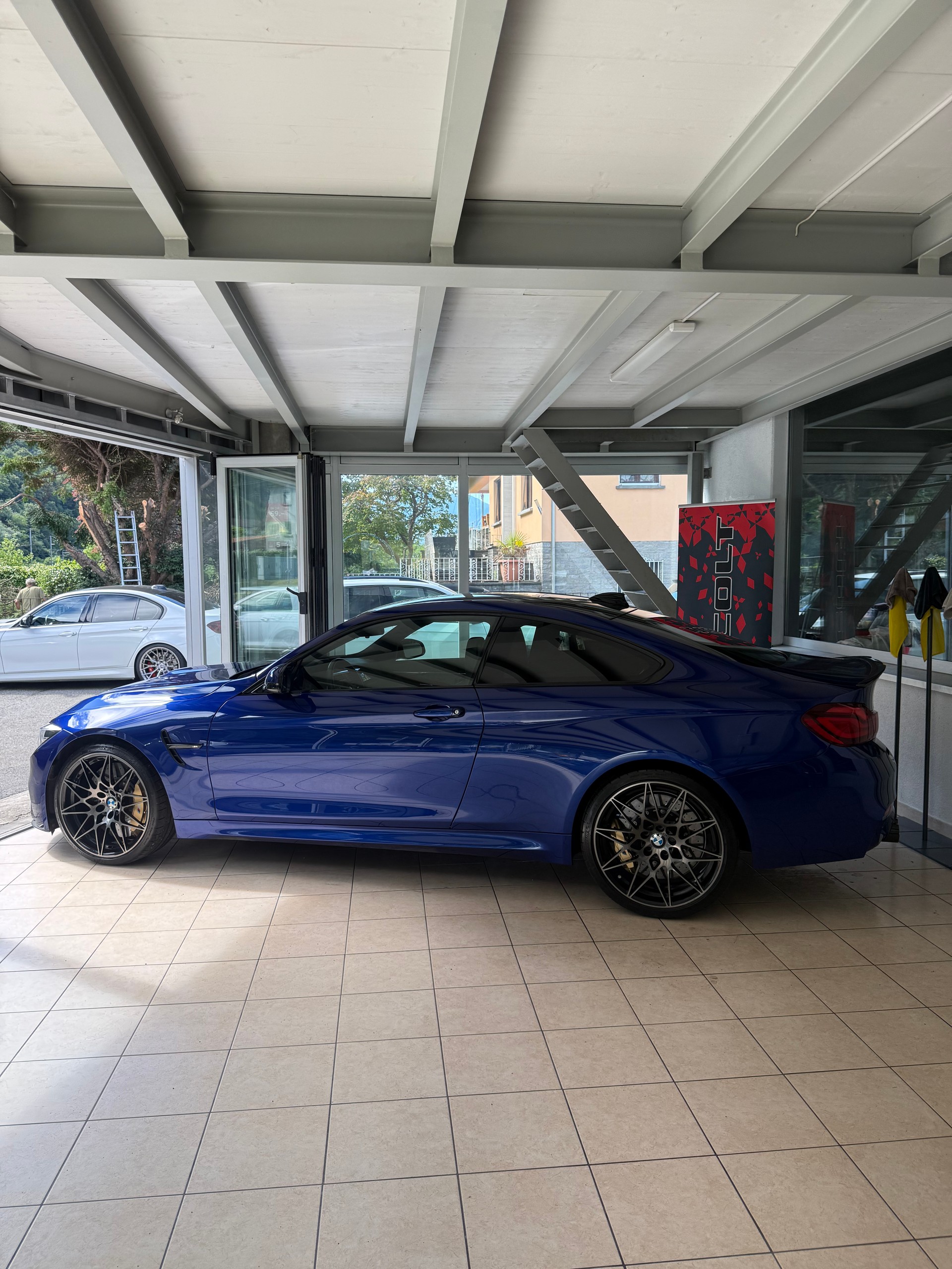 BMW M4 Coupé Competition DKG-image-3