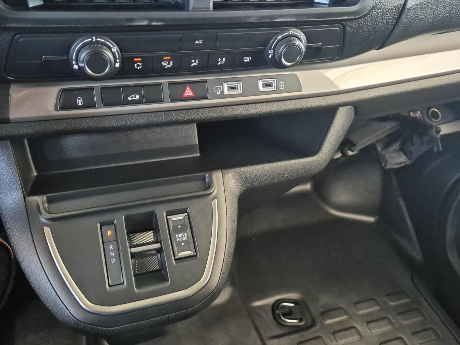 FIAT E-Scudo Kaw. L2 75 kWh Easy Pro (507.5N5.3)-image-11