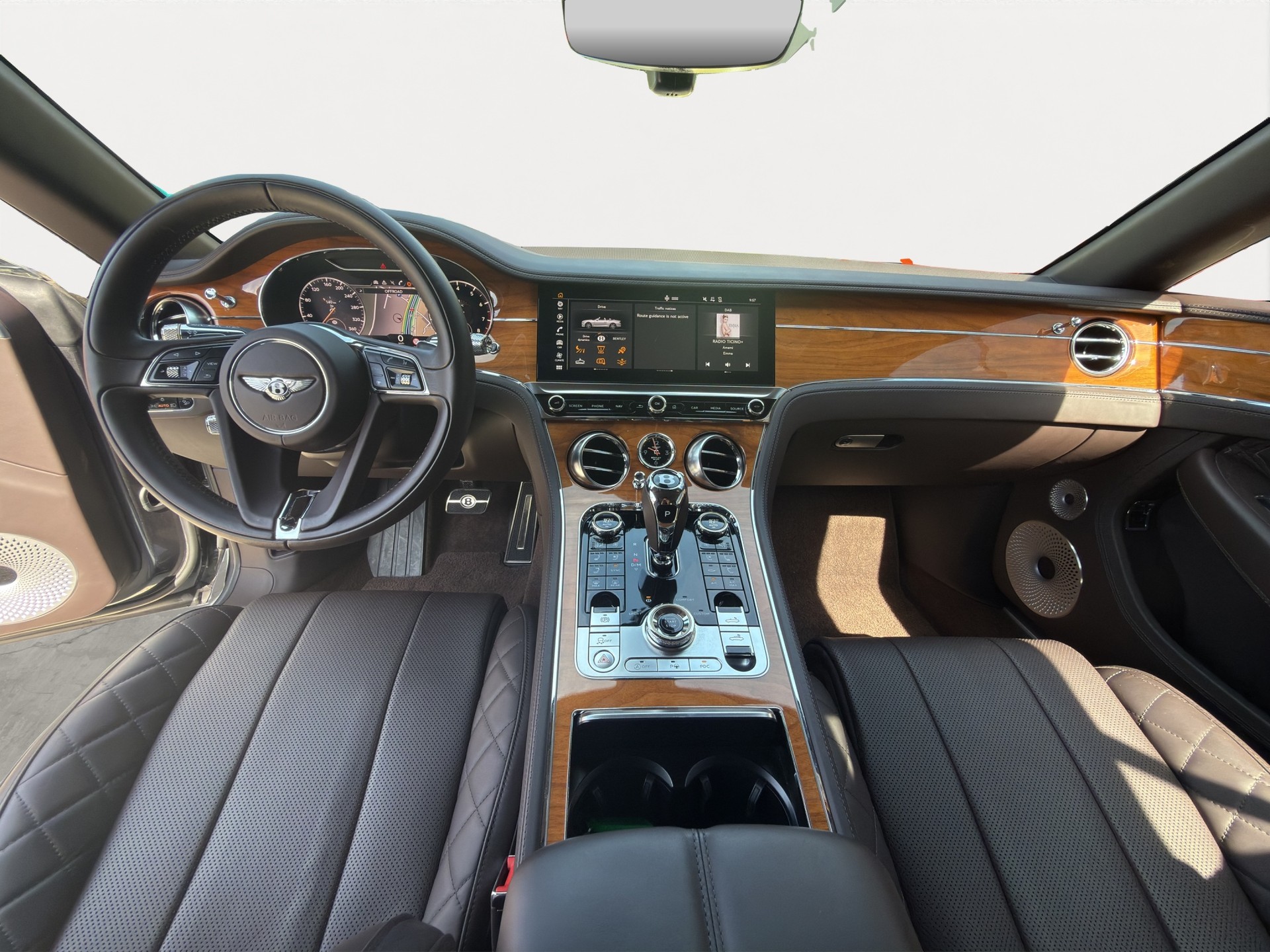 BENTLEY Continental GTC 4.0 V8-image-11