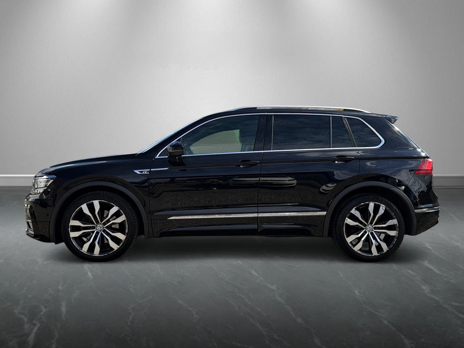 VW Tiguan 2.0 TDI SCR Highline 4Motion DSG-showroom-element-1