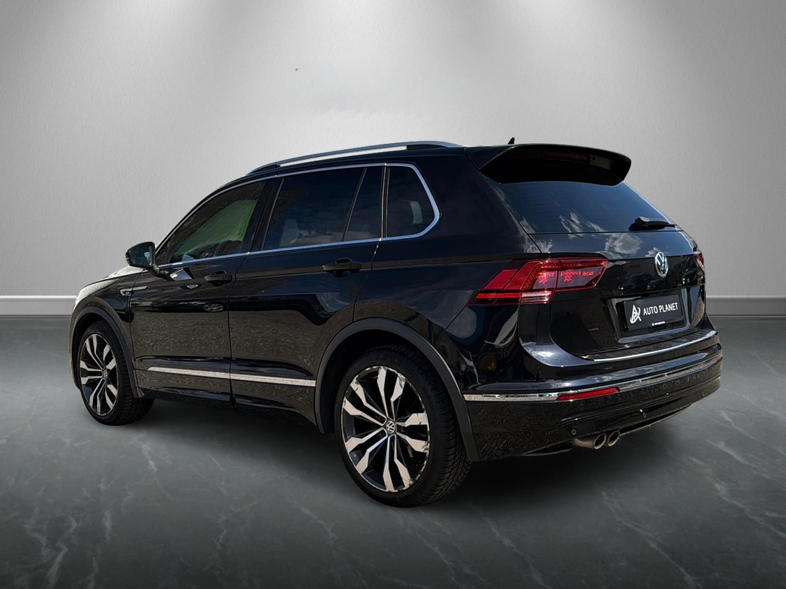 VW Tiguan 2.0 TDI SCR Highline 4Motion DSG-showroom-element-2
