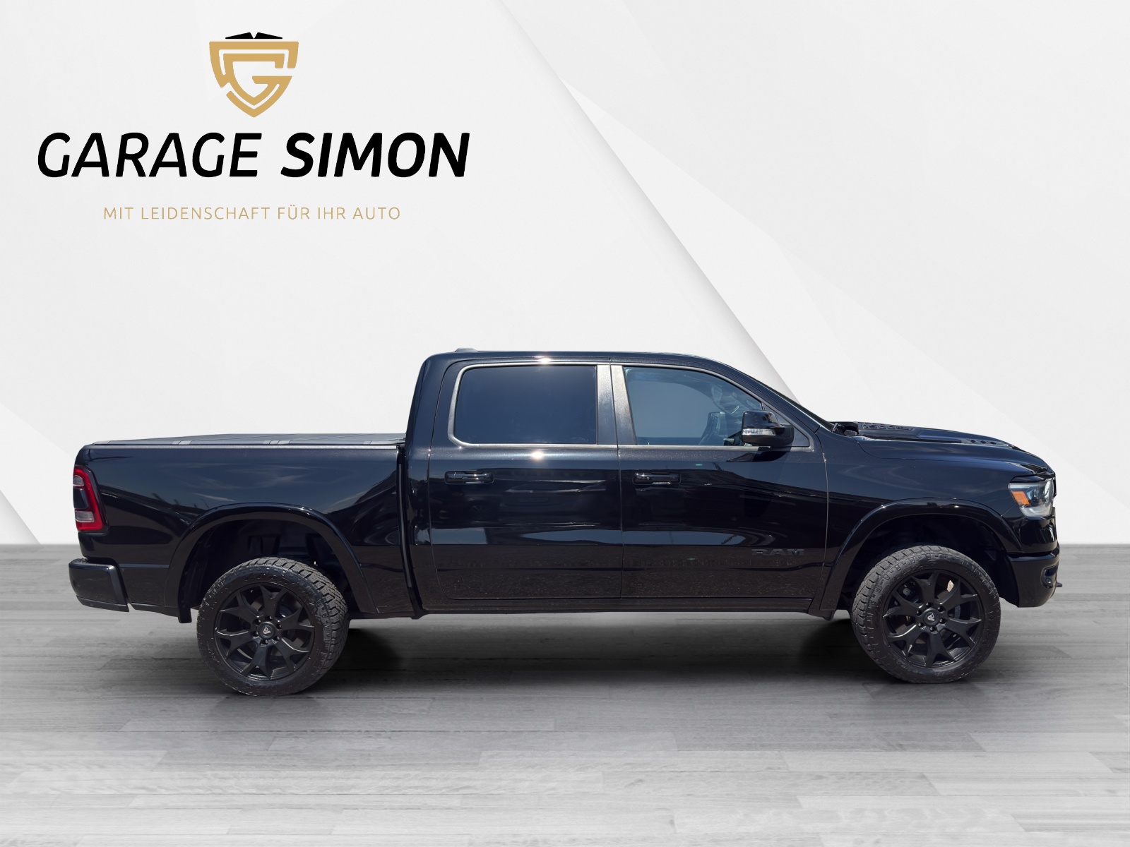 DODGE USA Ram 1500 Quad Kab. Pick-up HEMI MDS VVT Laramie 5.7, 396 PS-showroom-element-2