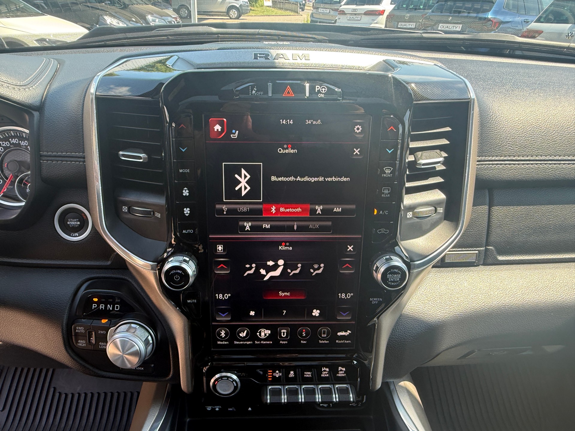DODGE USA Ram 1500 Quad Kab. Pick-up HEMI MDS VVT Laramie 5.7, 396 PS-image-9