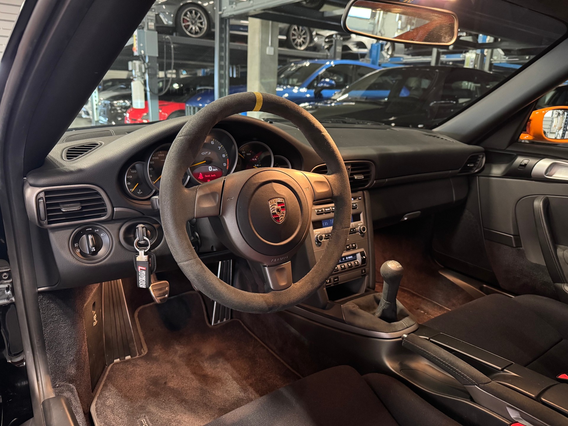 PORSCHE 911 GT3 RS 997.1-image-5