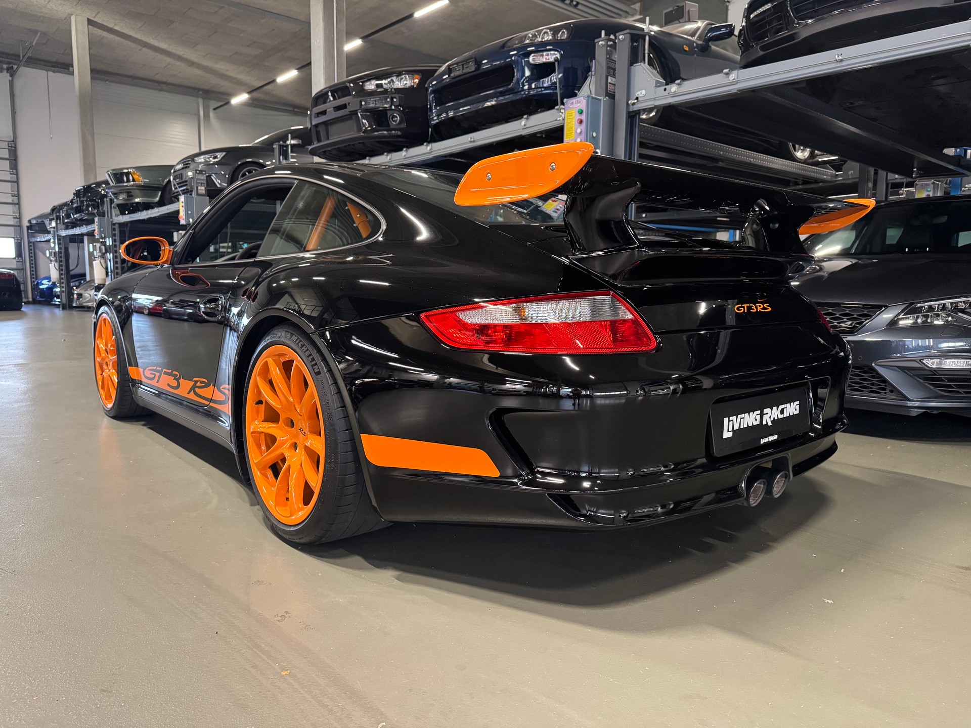 PORSCHE 911 GT3 RS 997.1-image-2