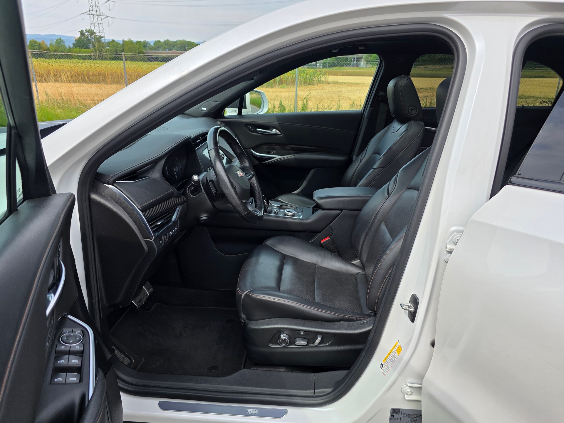 CADILLAC XT4 350T 2.0 Sport AWD Automat-image-8