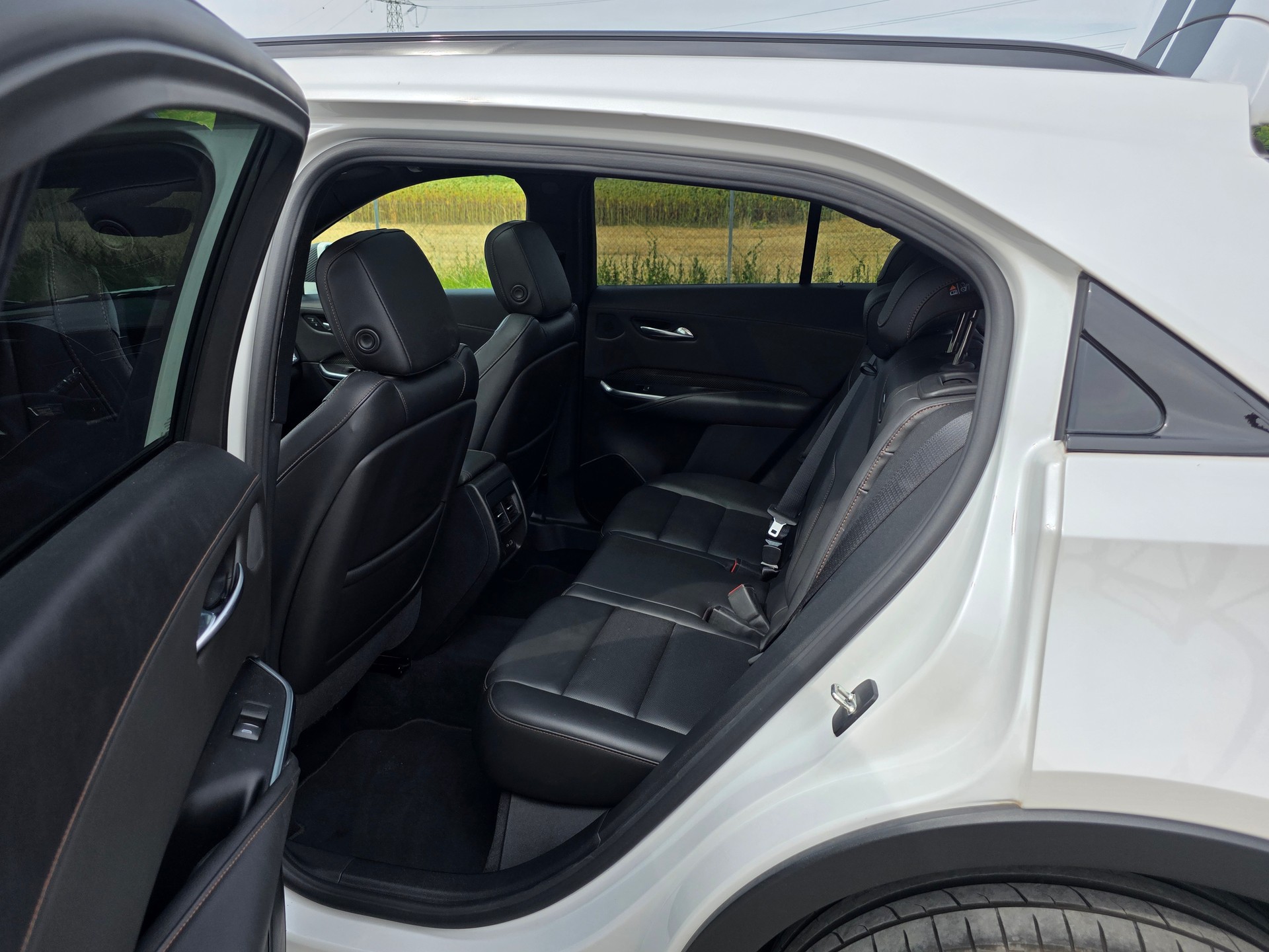 CADILLAC XT4 350T 2.0 Sport AWD Automat-image-10