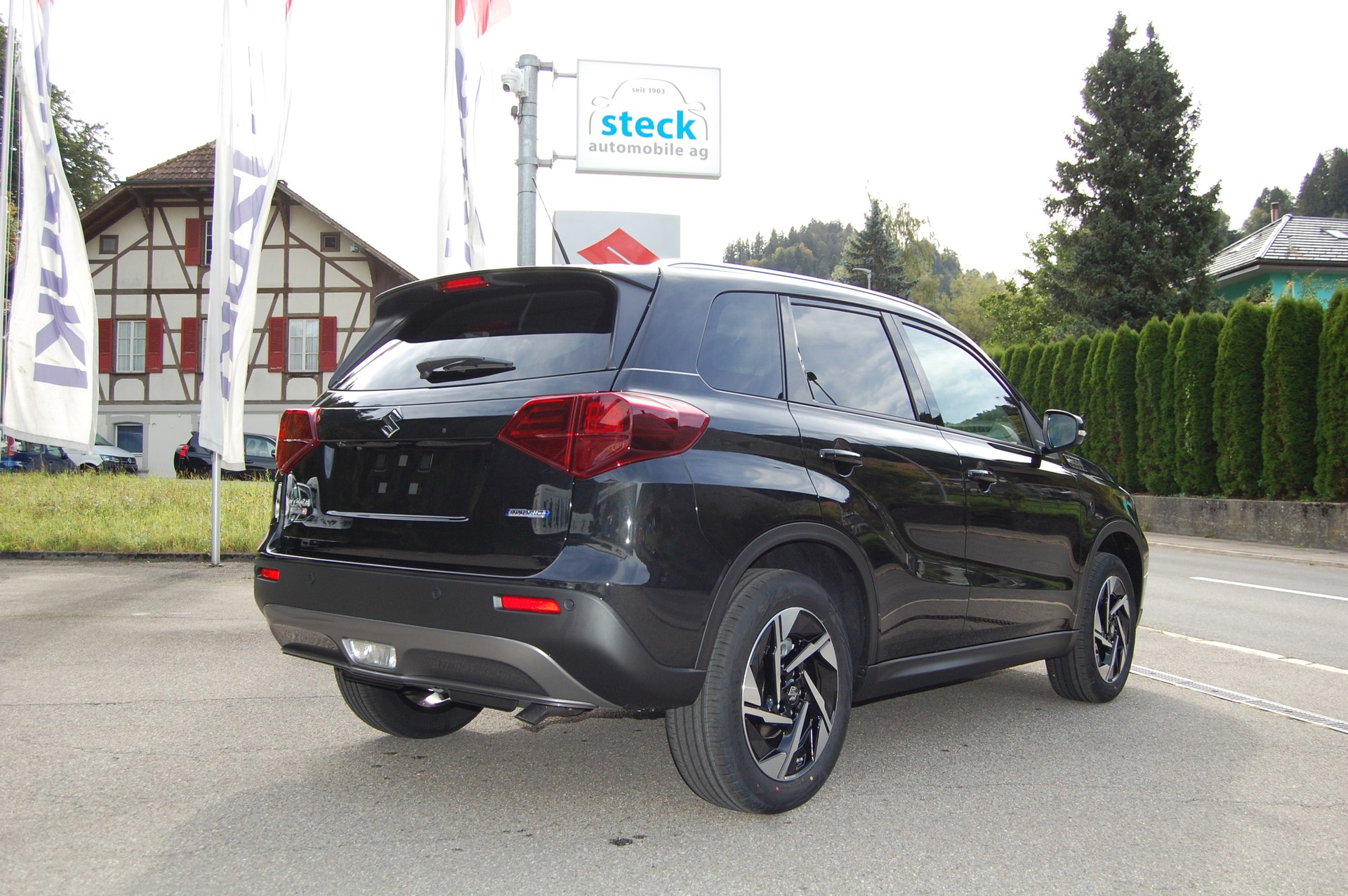 SUZUKI Vitara 1.4 Boosterjet Compact Top 4x4 Hybrid Automatic-image-4