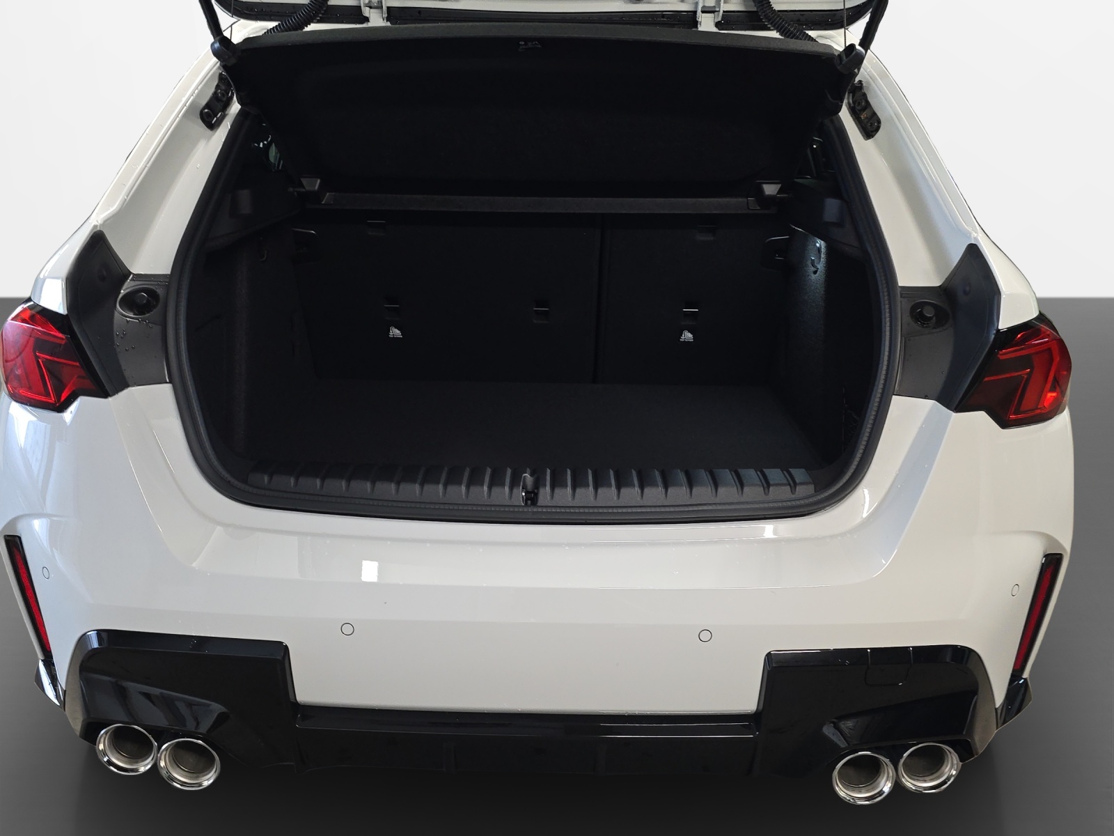 BMW M135 xDrive-image-18
