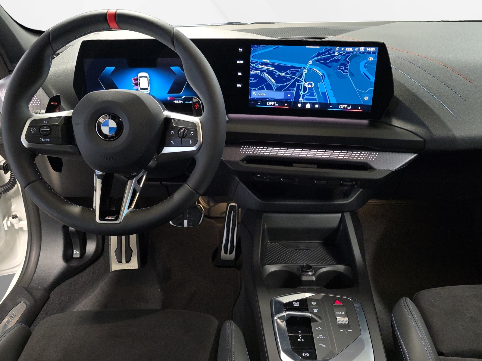 BMW M135 xDrive-image-9