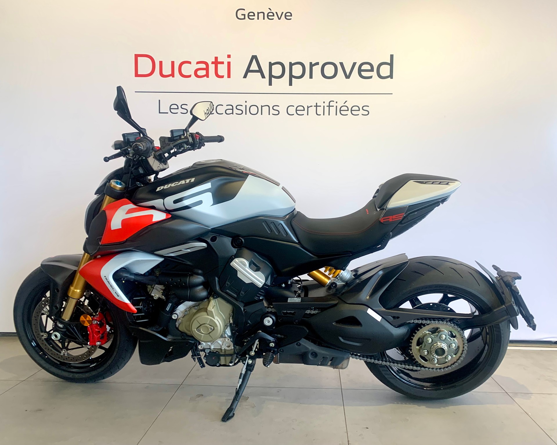 DUCATI Diavel V4 RS-image-1