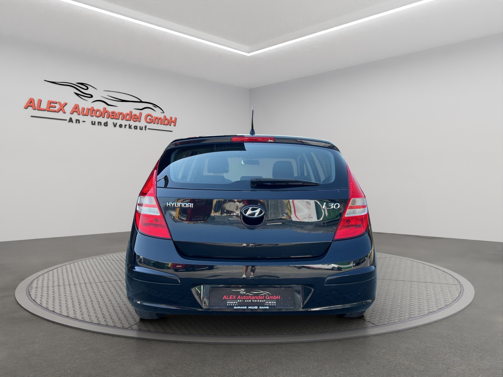 HYUNDAI i30 1.4 Comfort-image-4