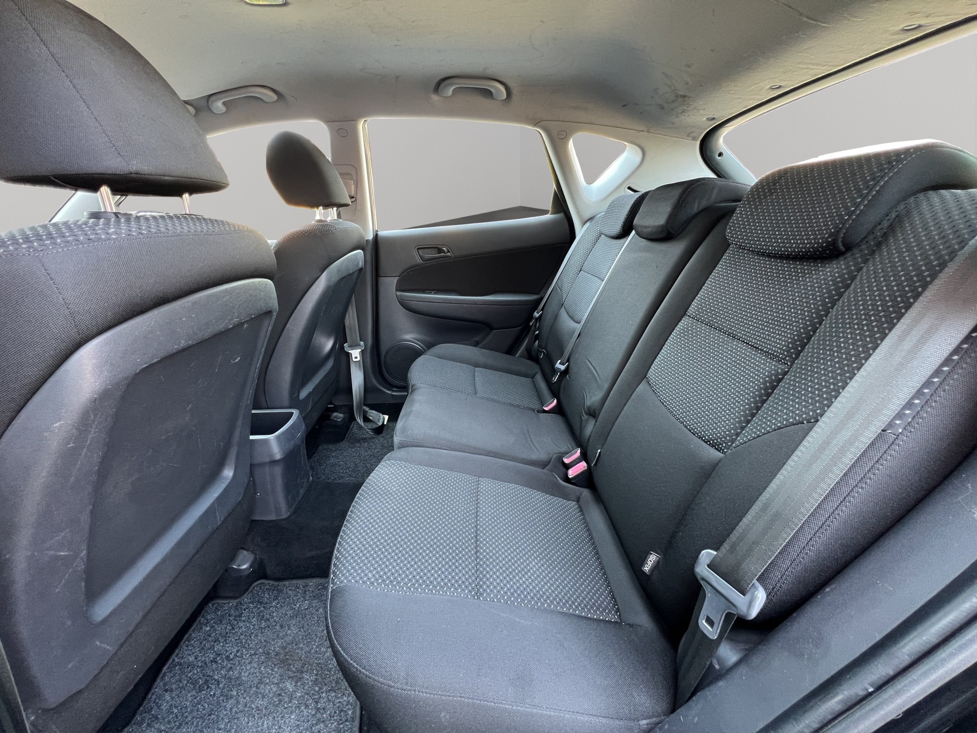 HYUNDAI i30 1.4 Comfort-image-10
