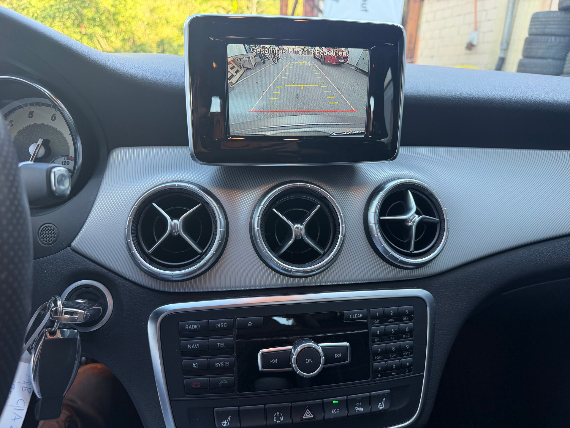 MERCEDES-BENZ CLA 250 Urban 7G-DCT 4Matic-image-8