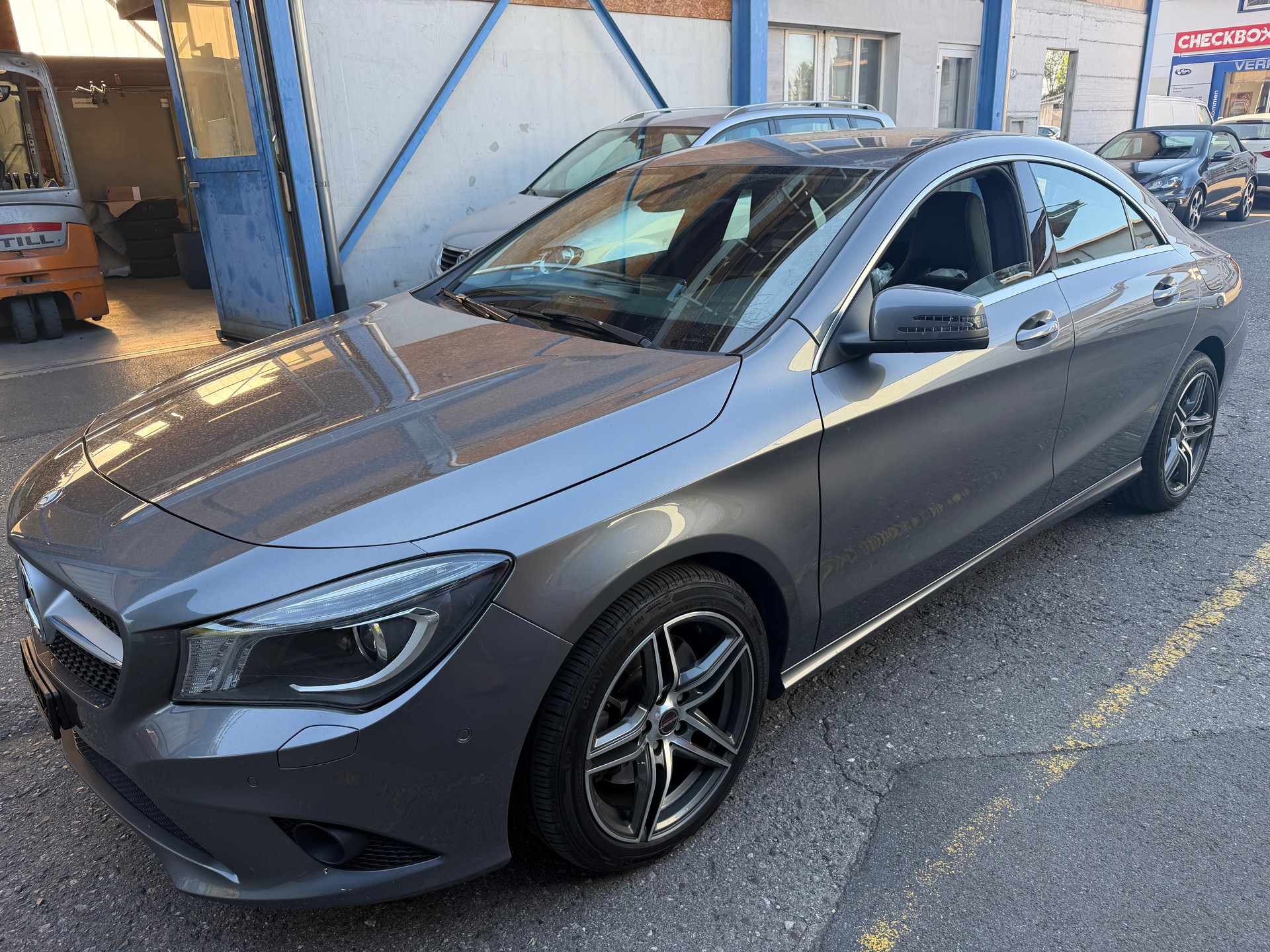MERCEDES-BENZ CLA 250 Urban 7G-DCT 4Matic