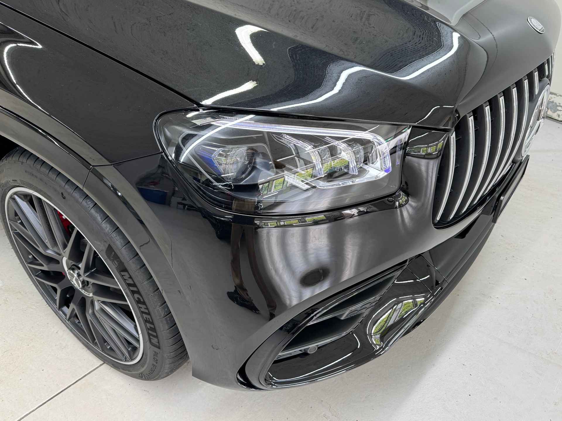MERCEDES-BENZ GLS 63 AMG 4Matic +-image-8