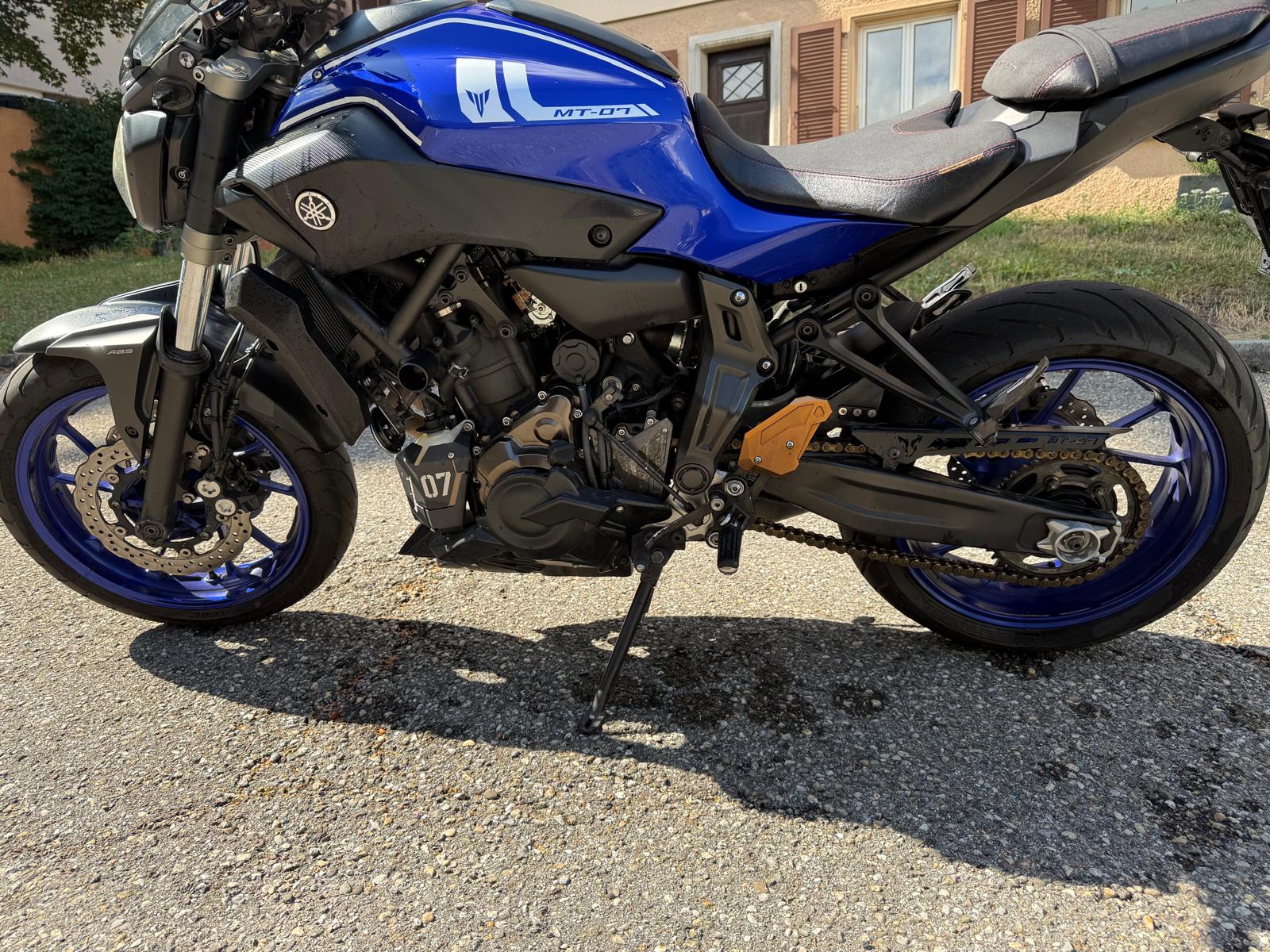 YAMAHA MT-07-image-2