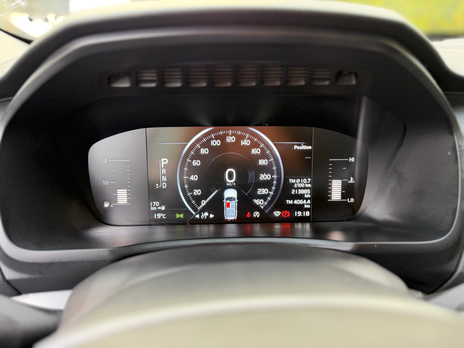 VOLVO XC90 T6 AWD R-Design Geartronic-image-13