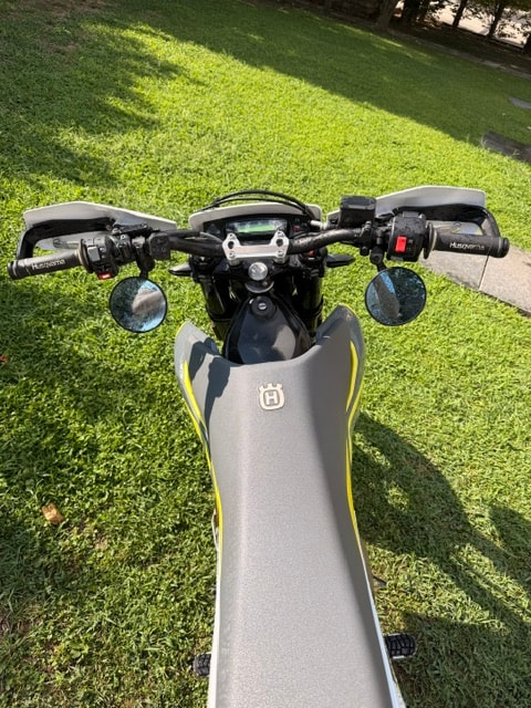 HUSQVARNA 701 Supermoto-image-4