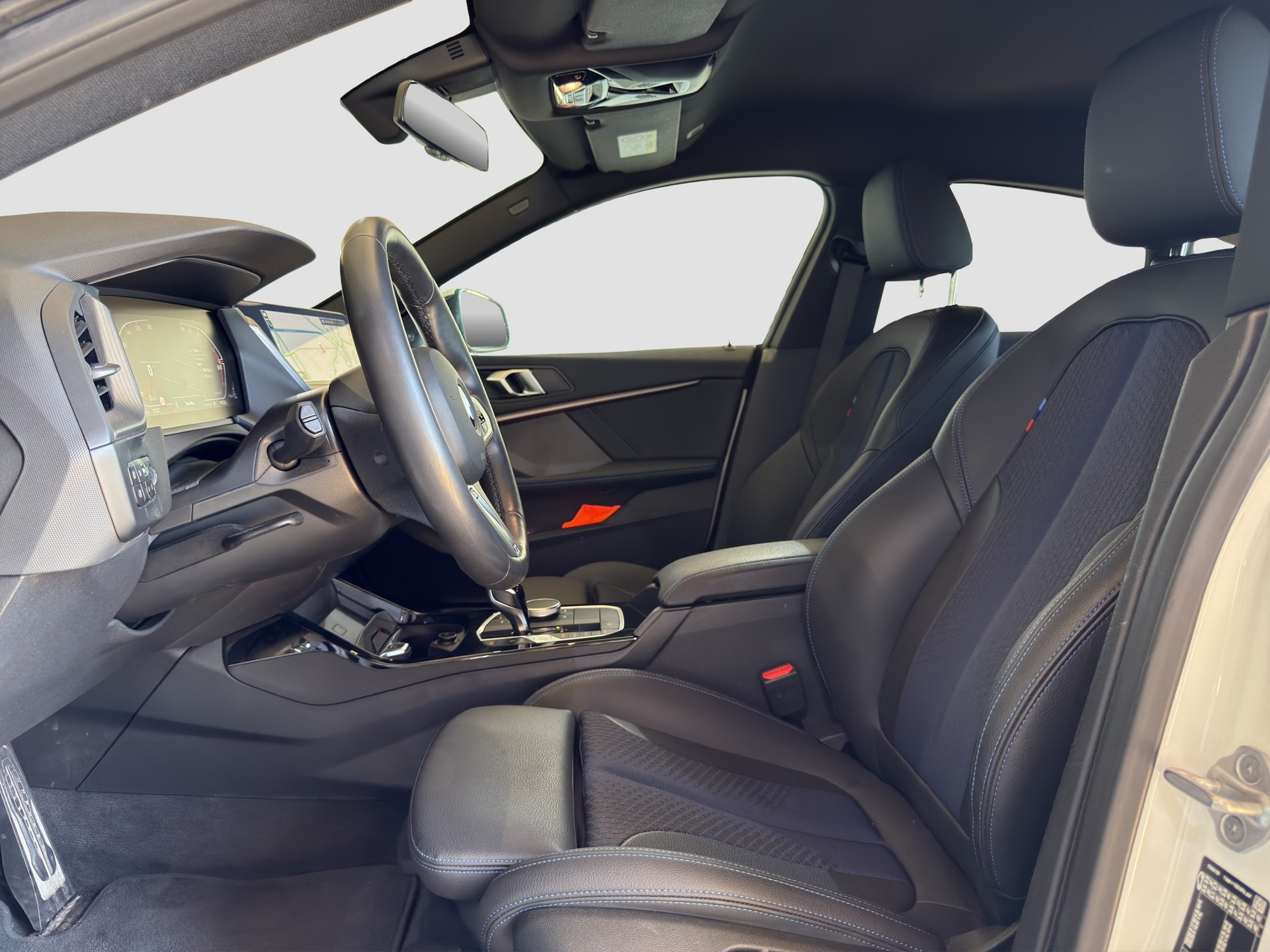 BMW 218i Gran Coupé M Sport Steptronic-image-8